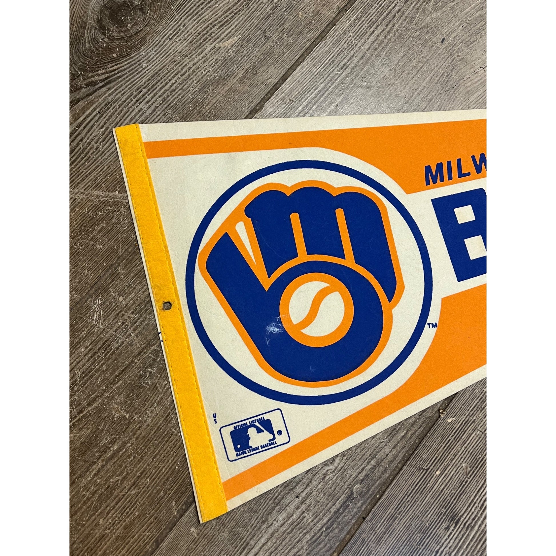 Vintage 1980s Milwaukee Brewers MLB Baseball Full Size Felt Pennant