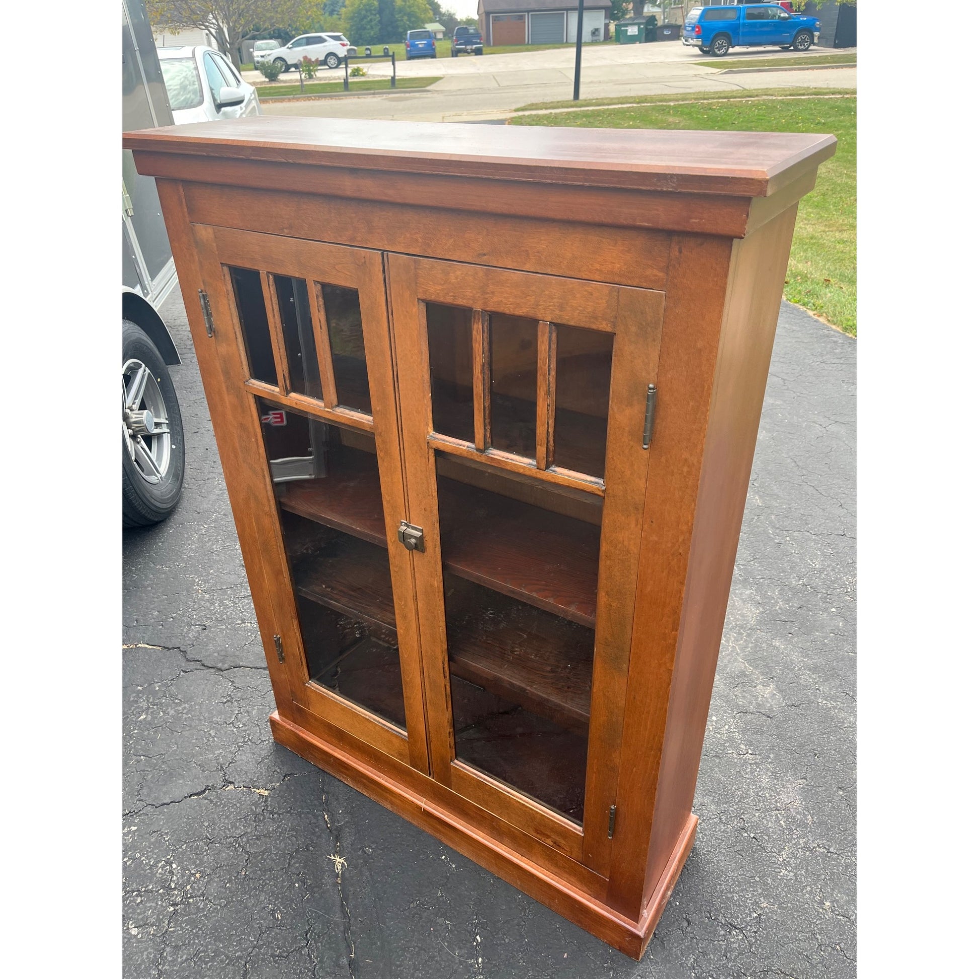Vintage Mid-Century 1950s Bookshelf / Book Case Mission Arts & Crafts Style