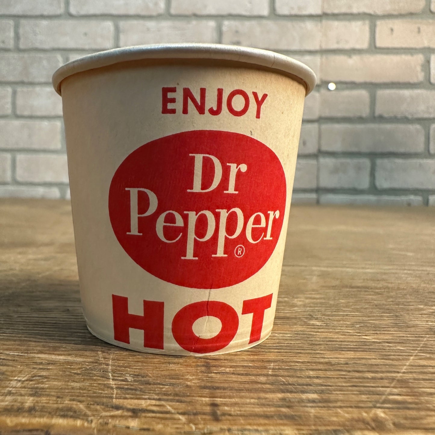 SCARCE Dr Pepper HOT Paper Soda Sample Cup Promotional