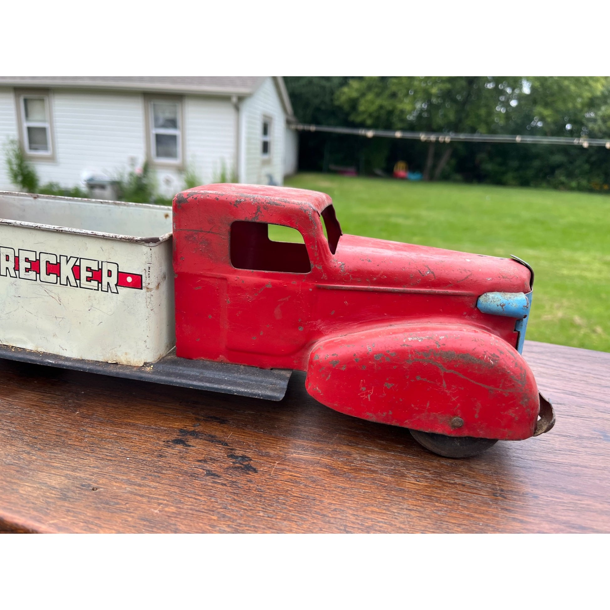 Vintage 1940s Wyandotte Toy Service E Wrecker Truck Pressed Steel