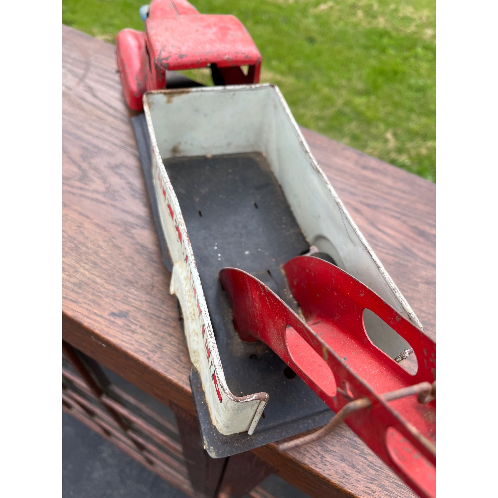 Vintage 1940s Wyandotte Toy Service E Wrecker Truck Pressed Steel