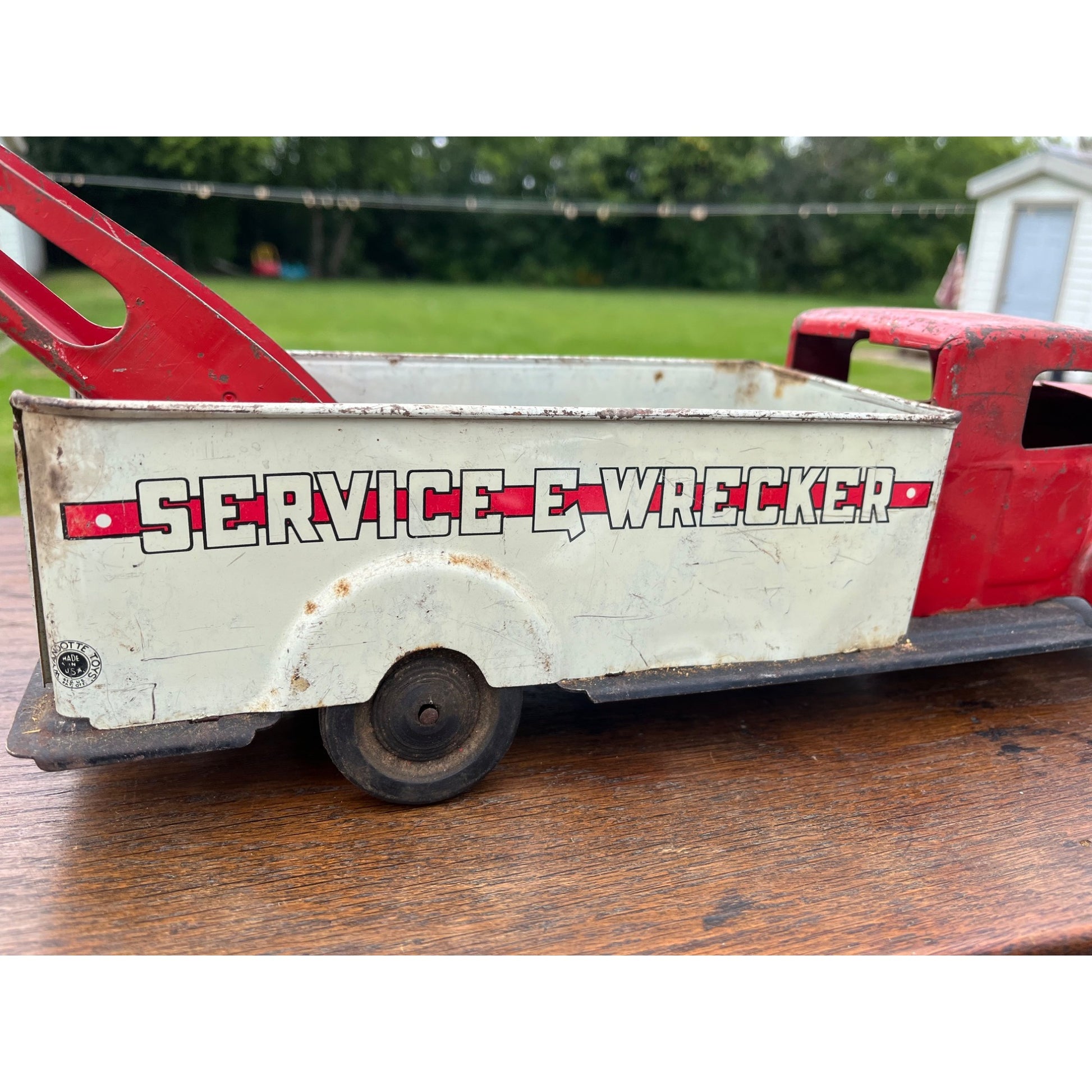 Vintage 1940s Wyandotte Toy Service E Wrecker Truck Pressed Steel