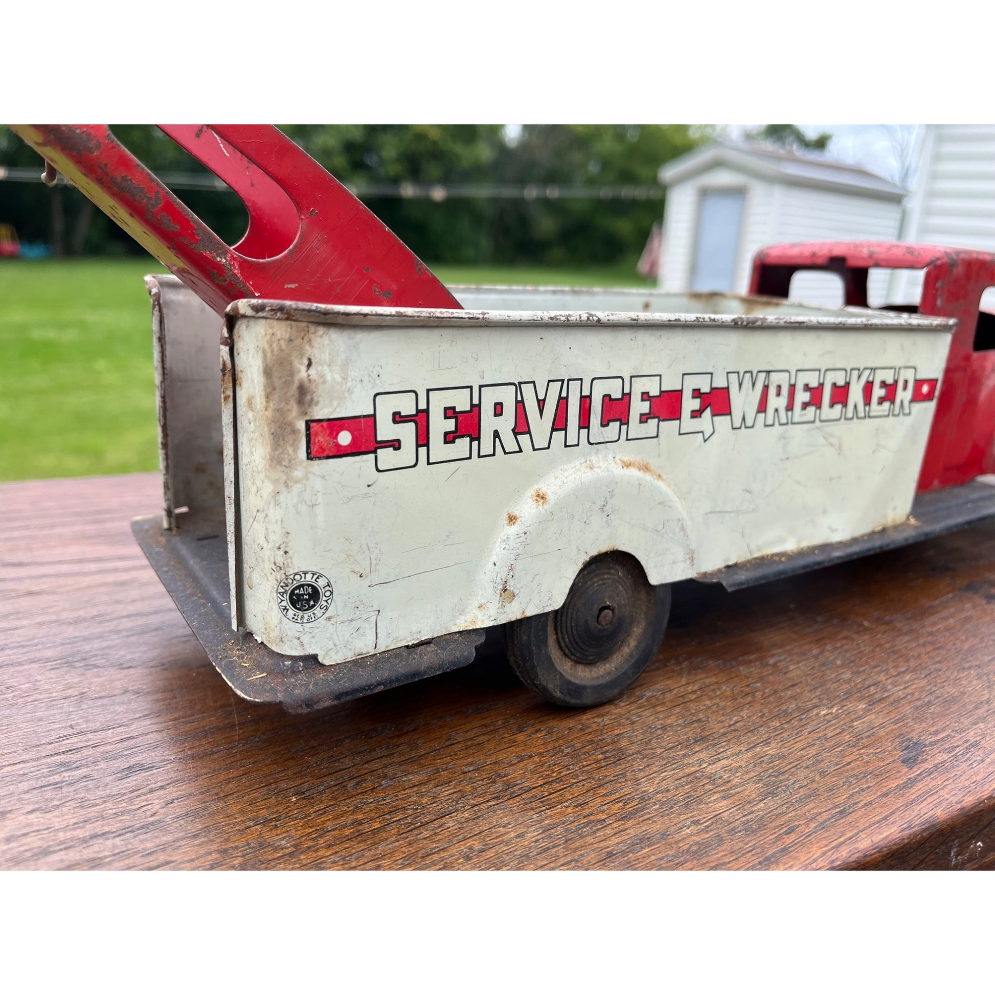 Vintage 1940s Wyandotte Toy Service E Wrecker Truck Pressed Steel