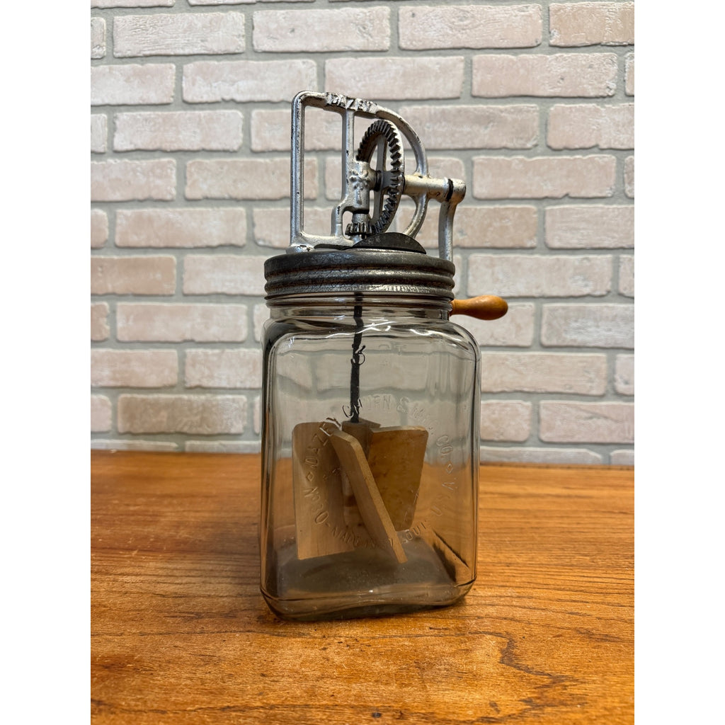 Dazey Mfg Co Butter Churn 34B w/ Handblown 3 Quart No.30 Glass In Working Order