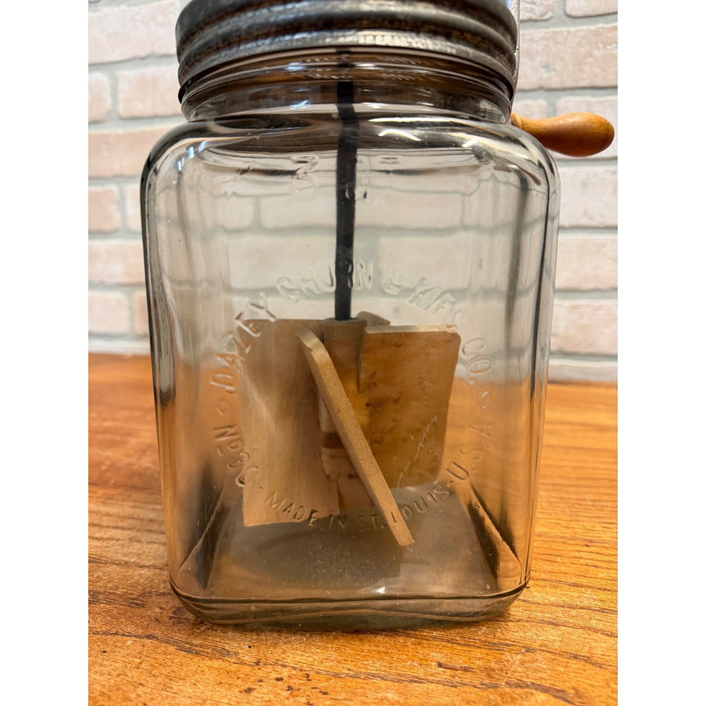 Dazey Mfg Co Butter Churn 34B w/ Handblown 3 Quart No.30 Glass In Working Order