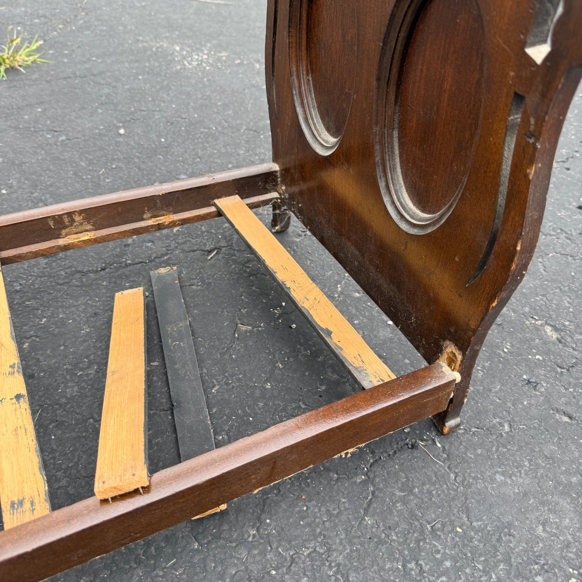 Antique 1900s Victorian Eastlake Doll Bed Wooden Furniture 20" Long