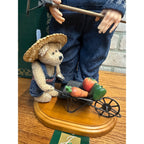 J &T Imaginations Boyds Collection Gardener Nickleby Hoe Hoe Hoe Style #73352