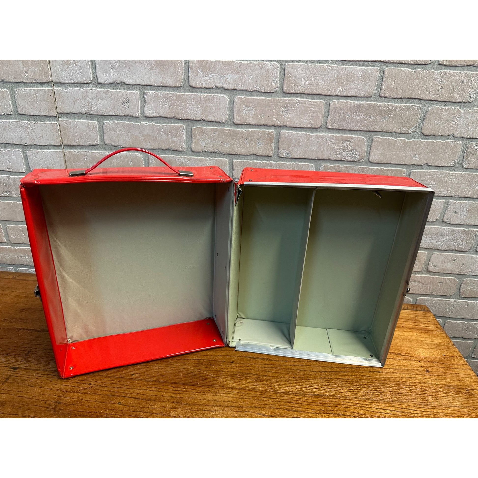 Vintage 1960s Ideal Toy Tammy Doll Red Vinyl Carrying Storage Case Travel Closet