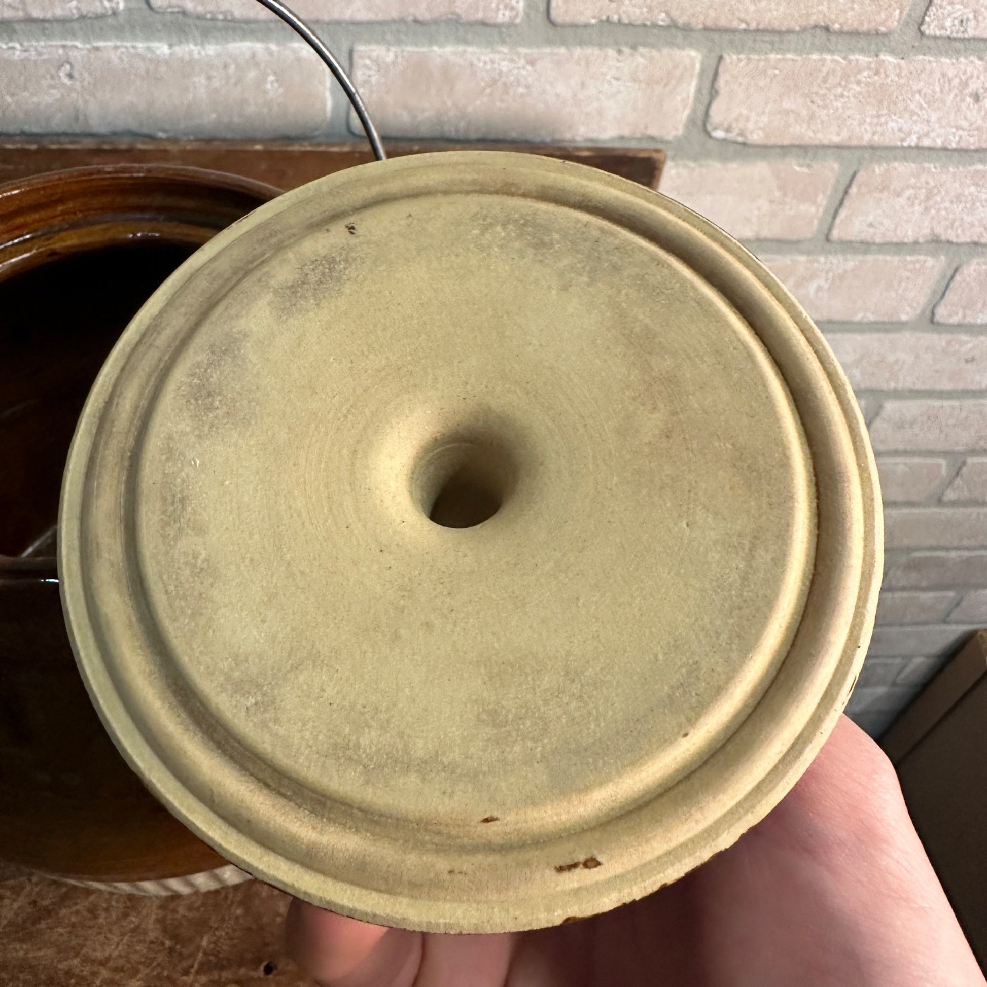 Vintage Red Wing Bean Pot Wire Bail Handle Union Stoneware Co Carmel Color W/ Lid