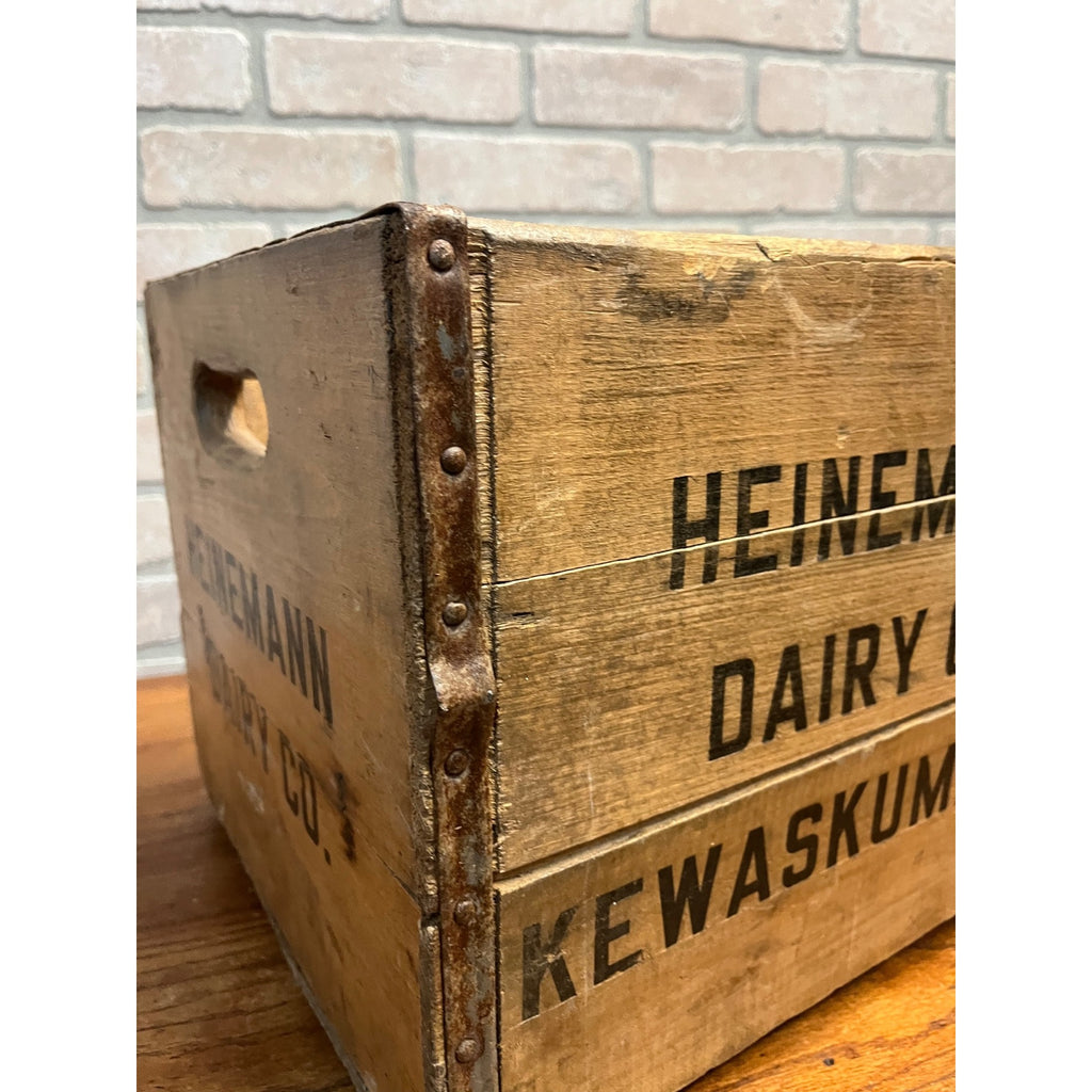 Vintage Heinemann Dairy Co Wooden Crate Kewaskum Wisconsin Milk Crate