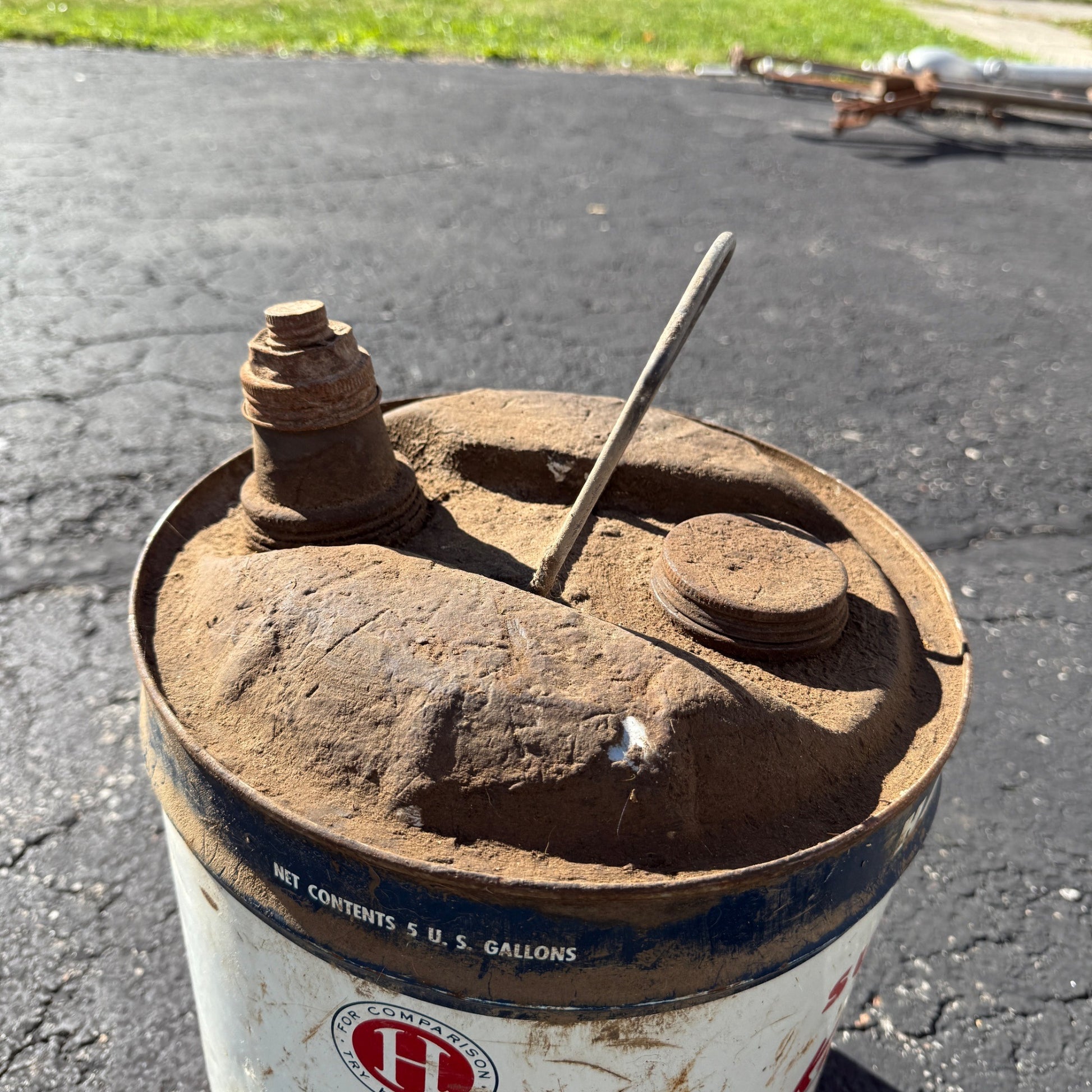 VTG Harrison Oil Kwik Kil Cattle Spray Farm Oil Can 5 Gallon Milwaukee Wisconsin