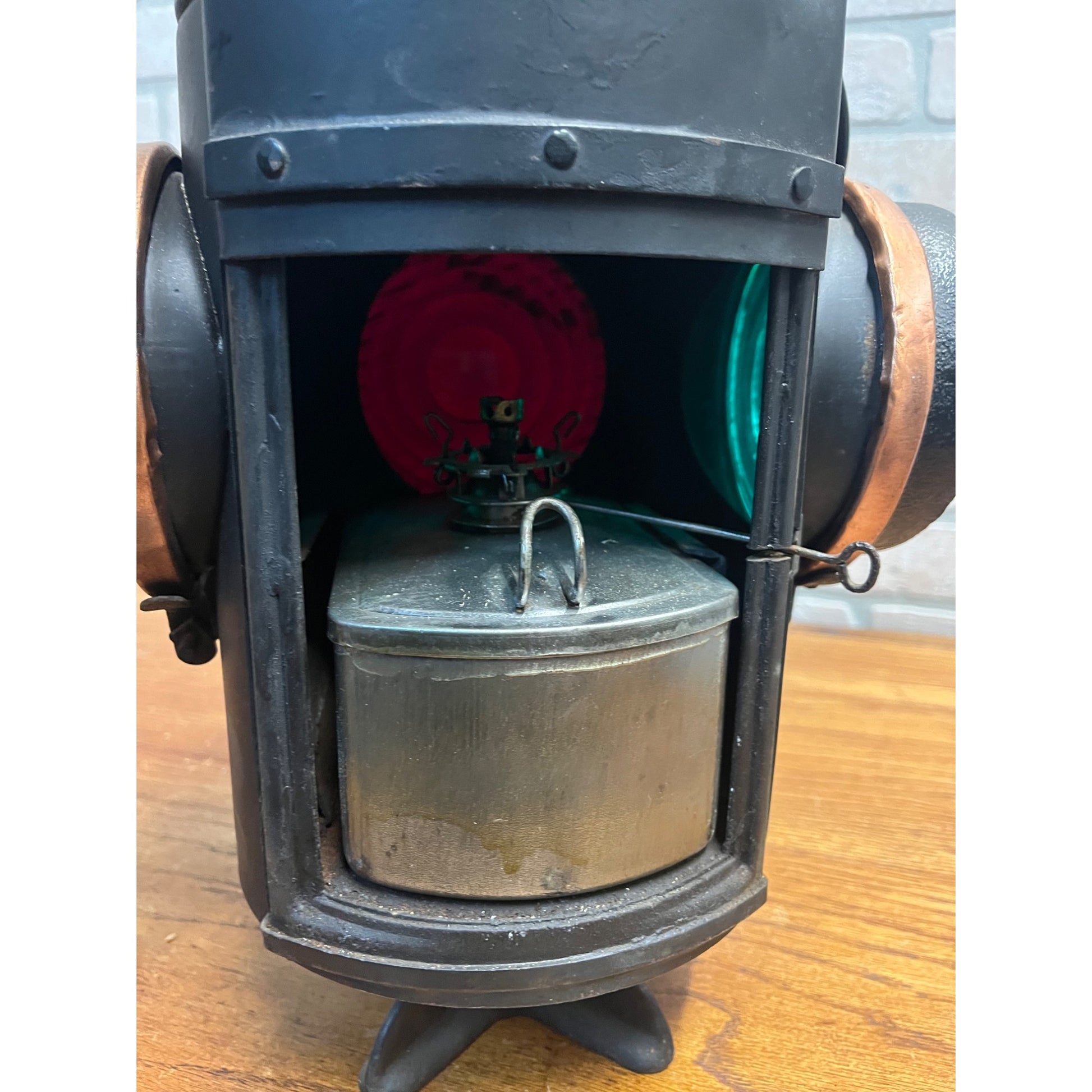 Original New York Central Adlake Non-Sweating Railroad Caboose Lantern 4-Way