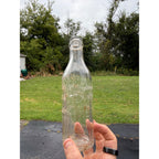 1920s C Gray Beverages 7-1/2 oz Soda Pop Bottle Janesville Wisconsin Crown Top