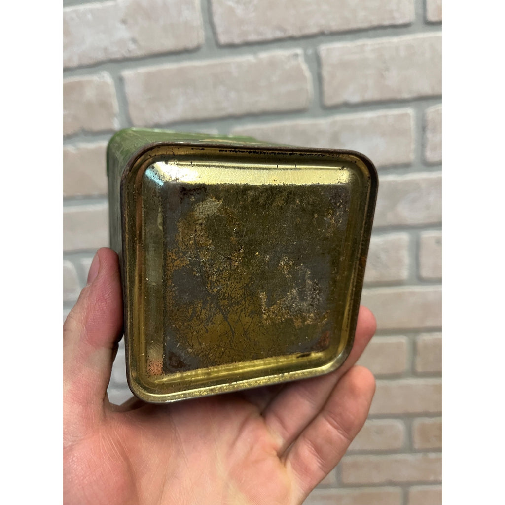 Vintage Antique Grandmother's Green Japan Tea One Half Pound Tin WITH LOOSE TEA