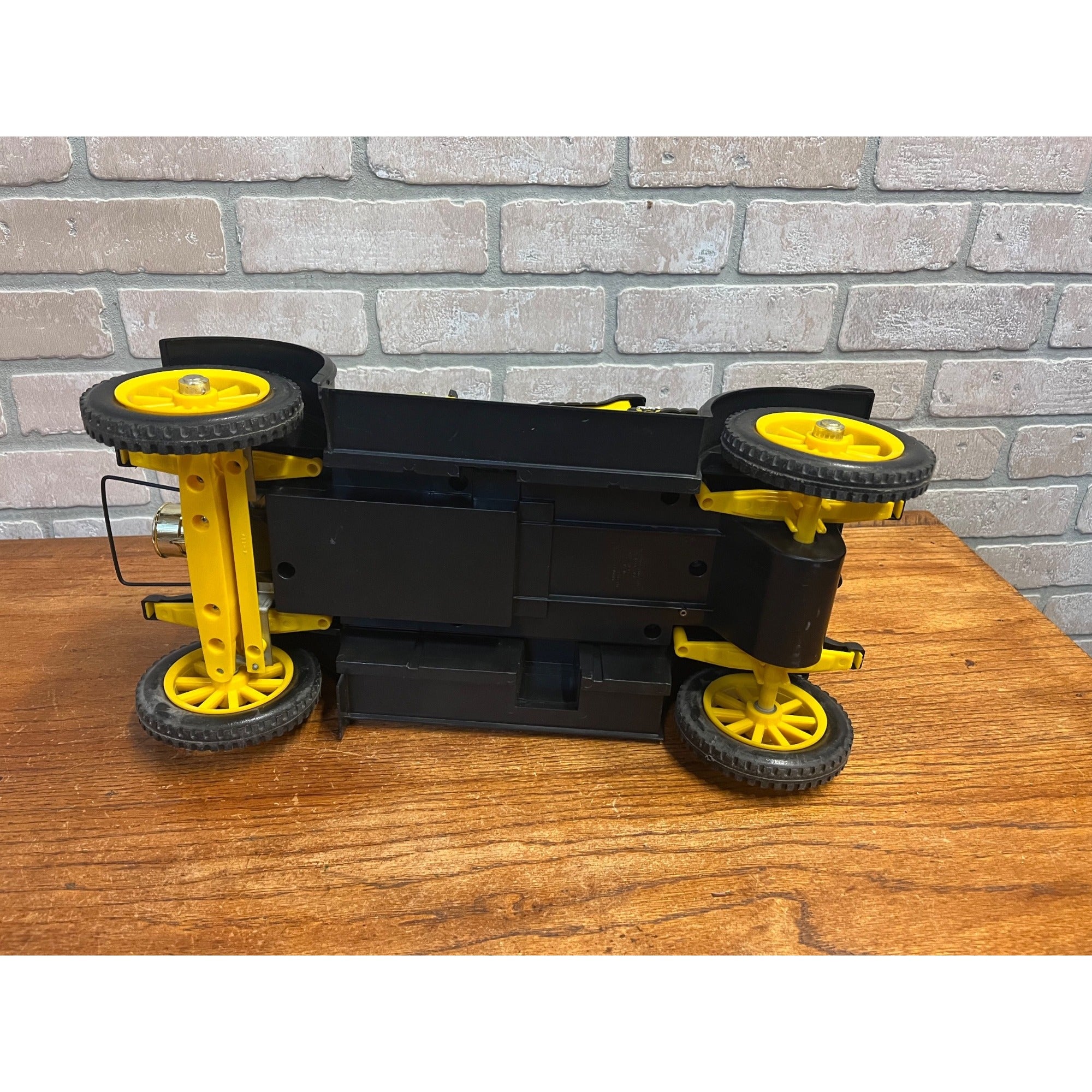 Remco Flying Dutchman Antique Touring Tether Car Motorized U-Control- Works!