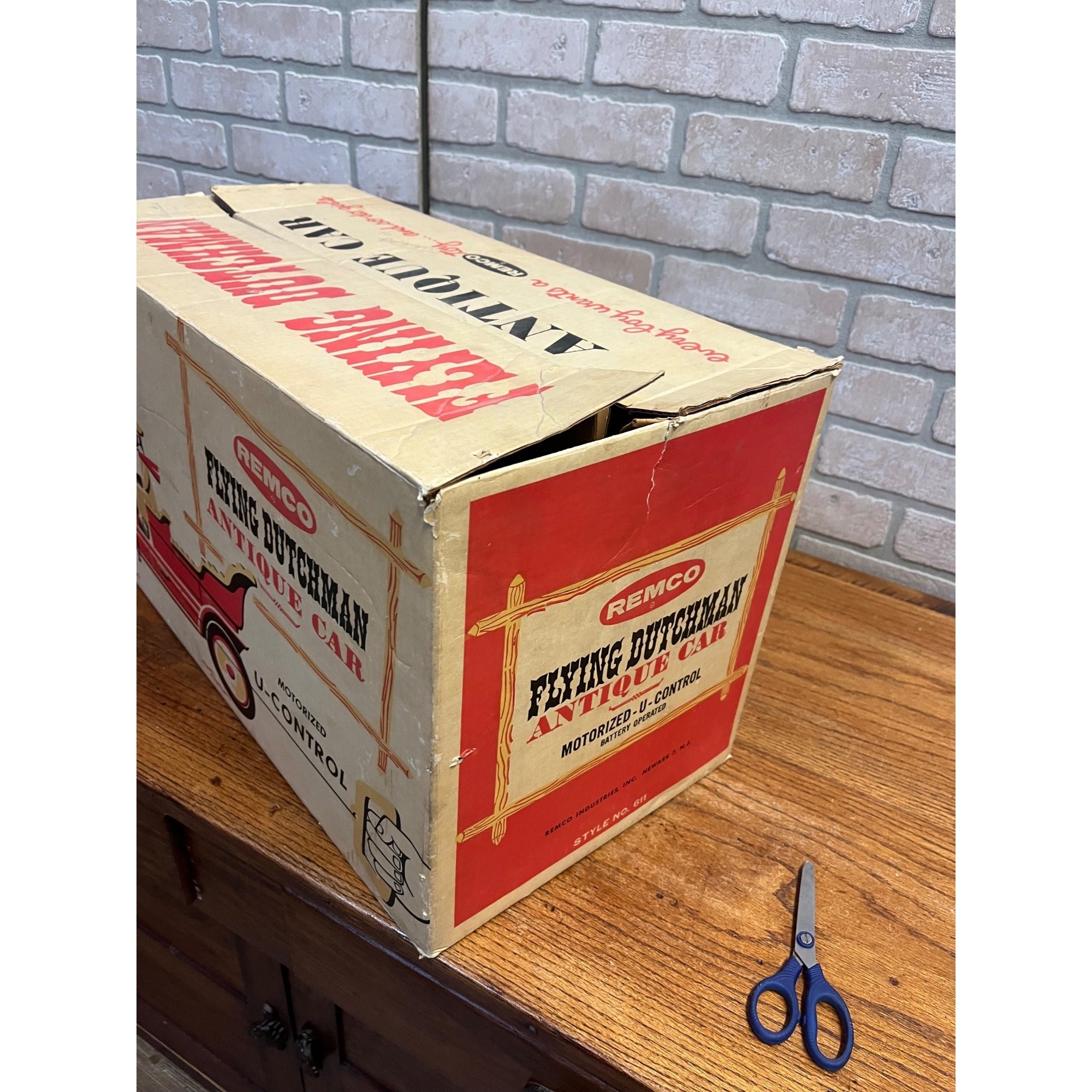 Remco Flying Dutchman Antique Touring Tether Car Motorized U-Control- Works!