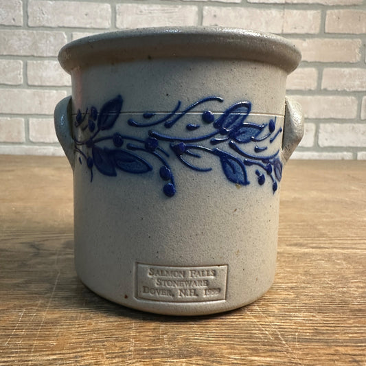 VTG Salmon Falls Stoneware Pottery Crock, Made In Dover, NH, 1999, Blueberries