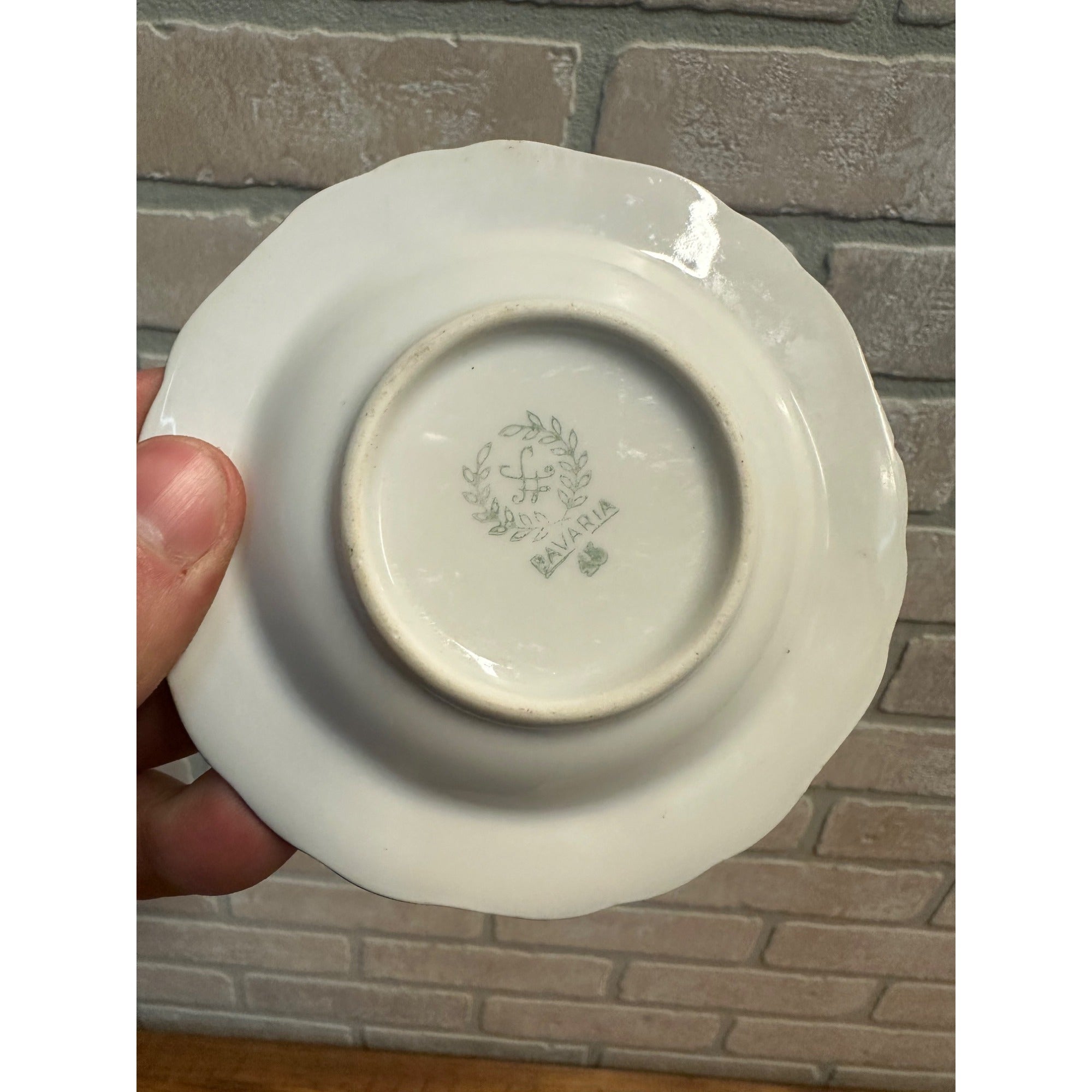 US Military EES SERVICE ASHTRAY SERVING EUROPE Winterling Bavaria Germany 4"