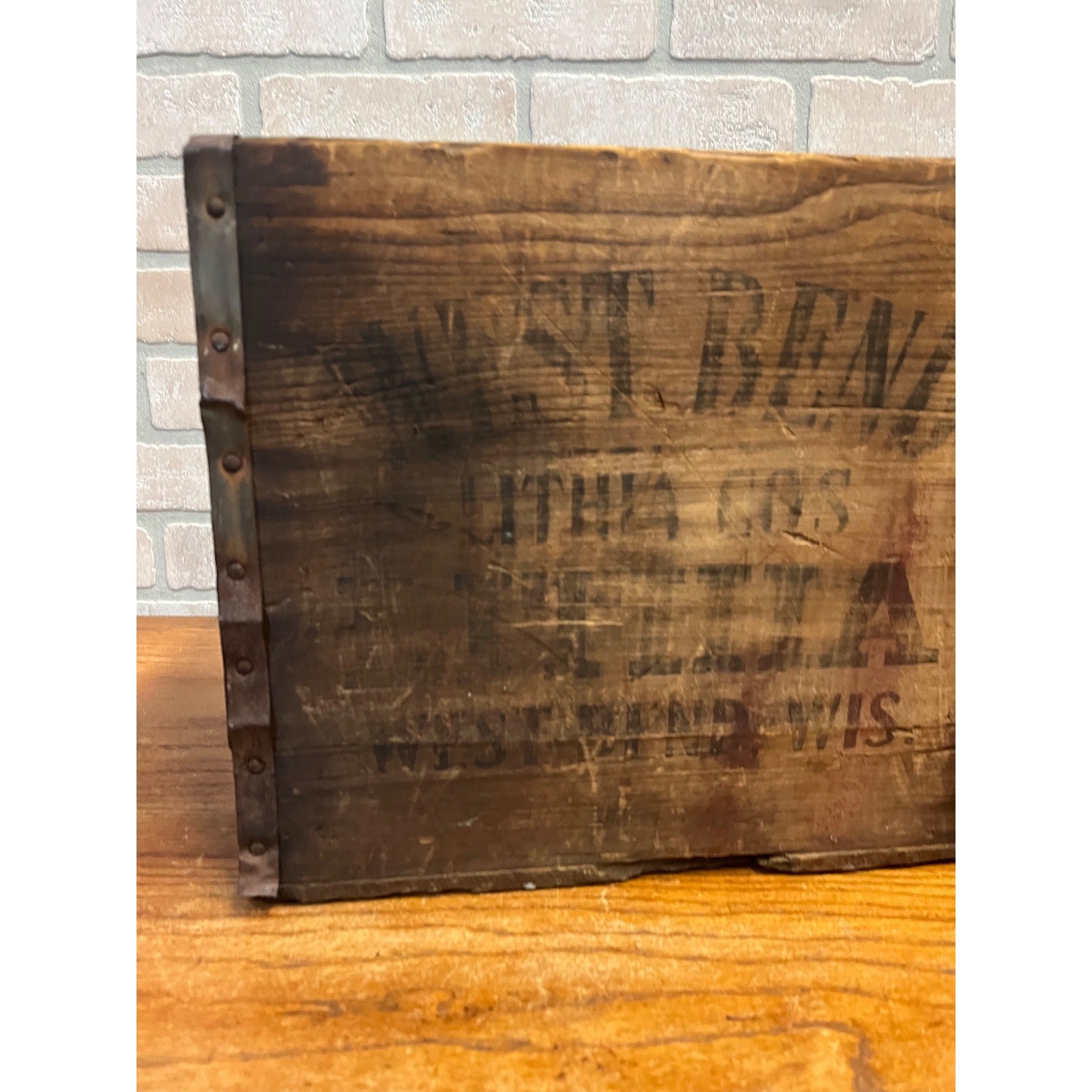 Vintage West Bend Lithia Beer Crate for 6 Quart Bottles Case Wisconsin Wis WI