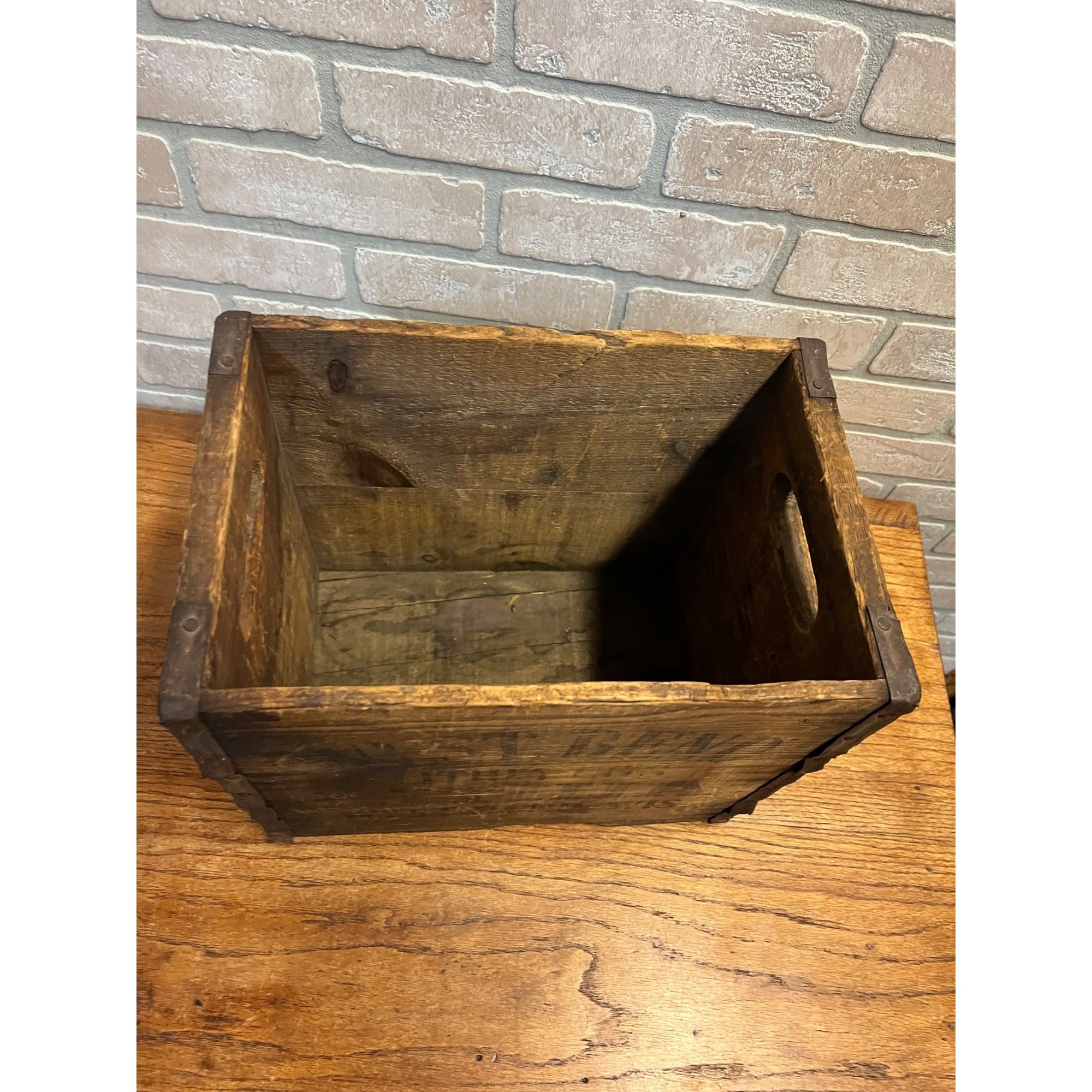 Vintage West Bend Lithia Beer Crate for 6 Quart Bottles Case Wisconsin Wis WI