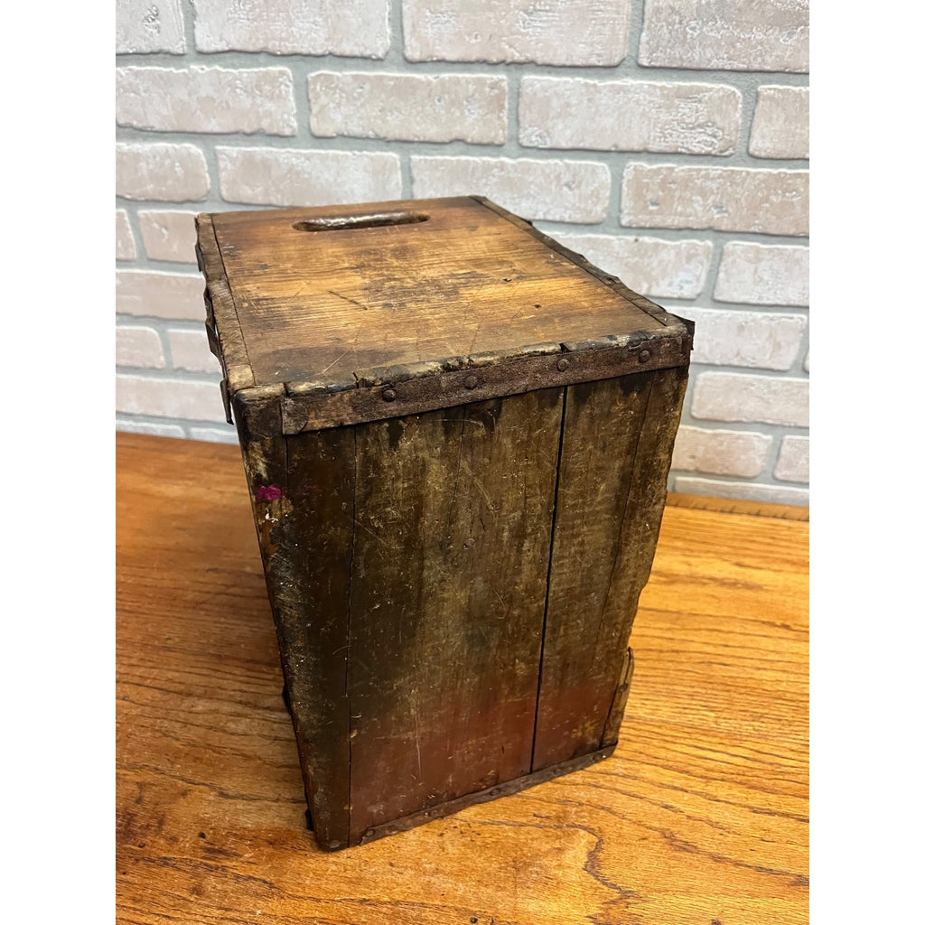 Vintage West Bend Lithia Beer Crate for 6 Quart Bottles Case Wisconsin Wis WI
