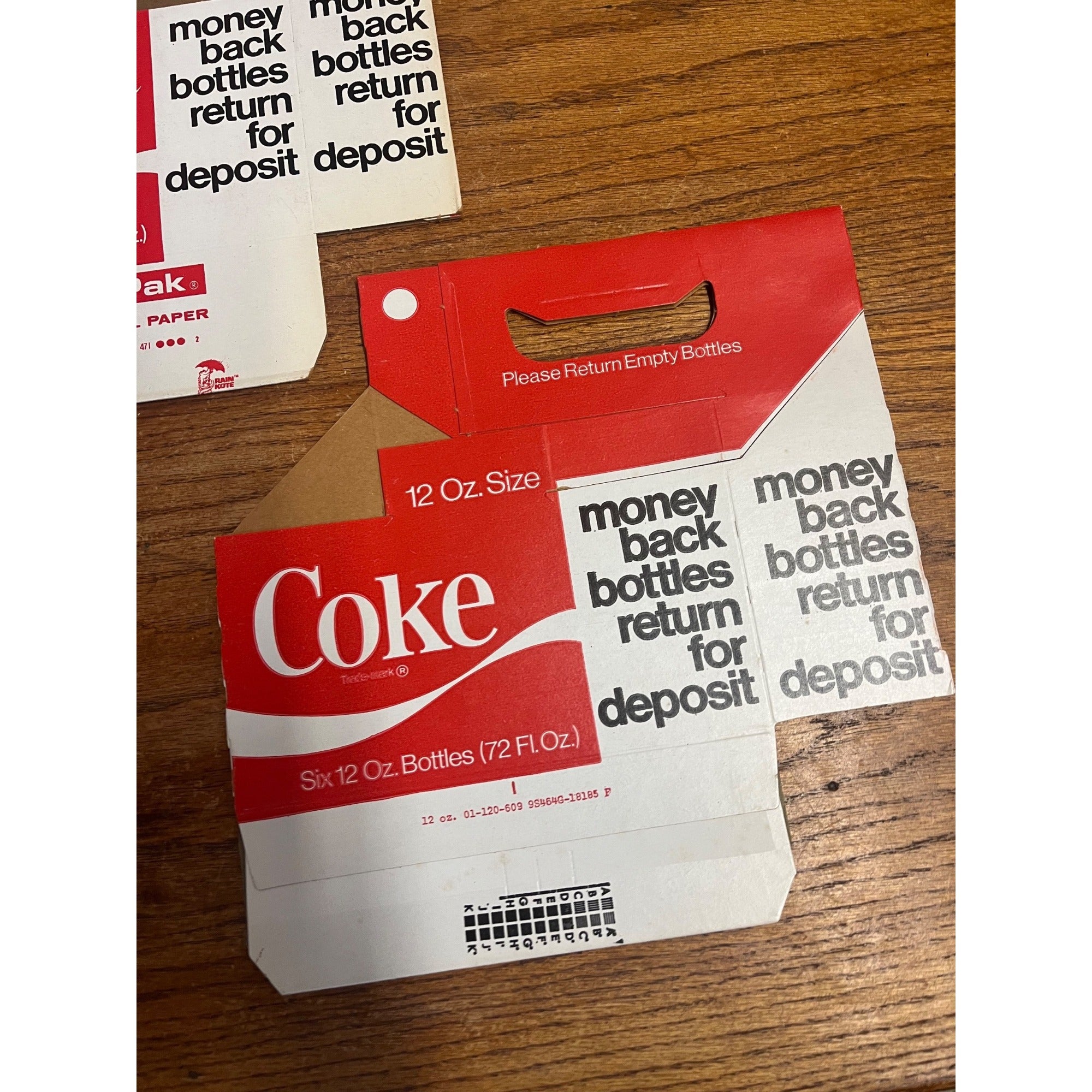 (2) Vintage 1960s Coca Cola NOS Soda Carrier Totes Advertising Bottle Carrier 10oz 12oz