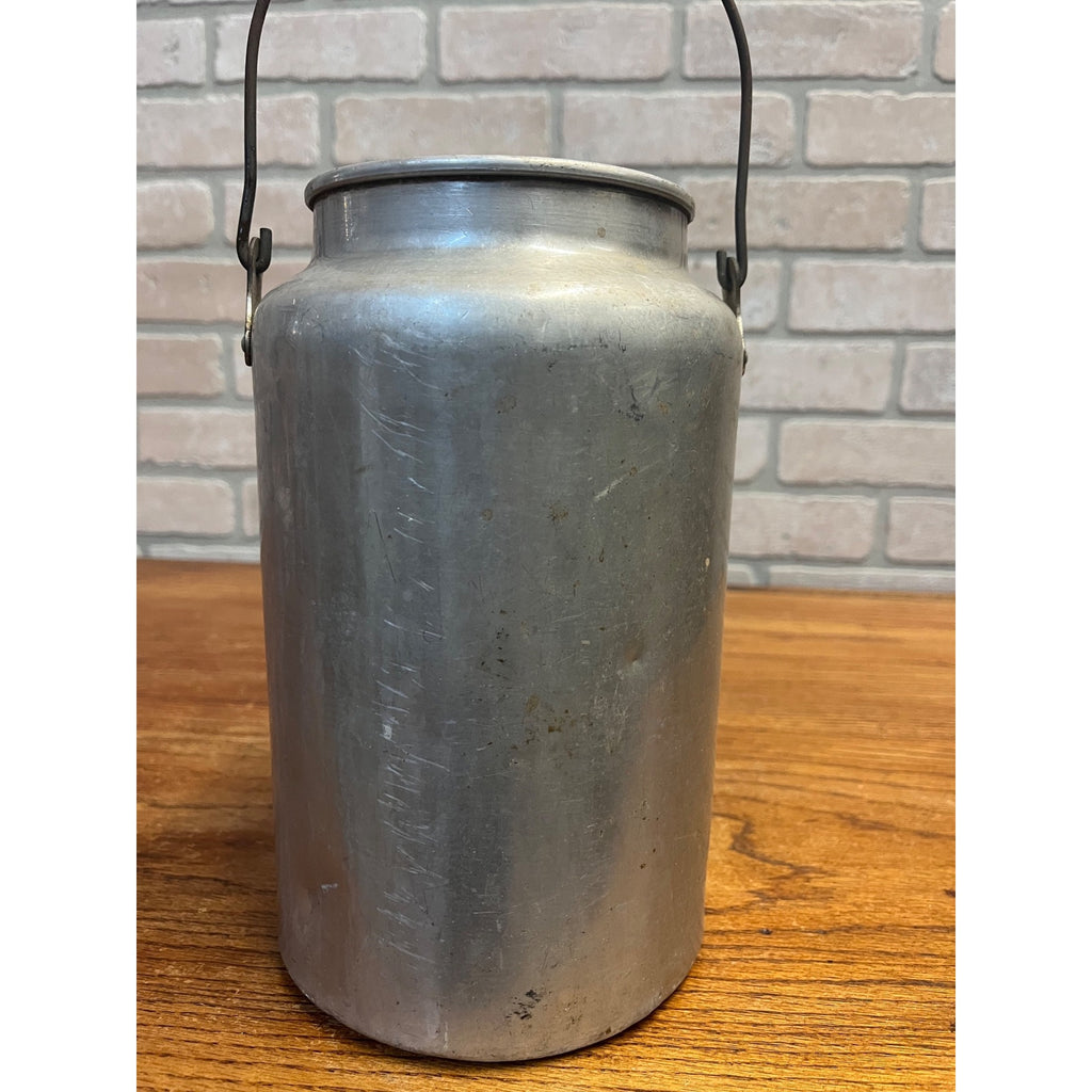 Vintage Milk Pail Leyse Aluminum Milk Can from Dairy Farm 4 Quart  - No Lid