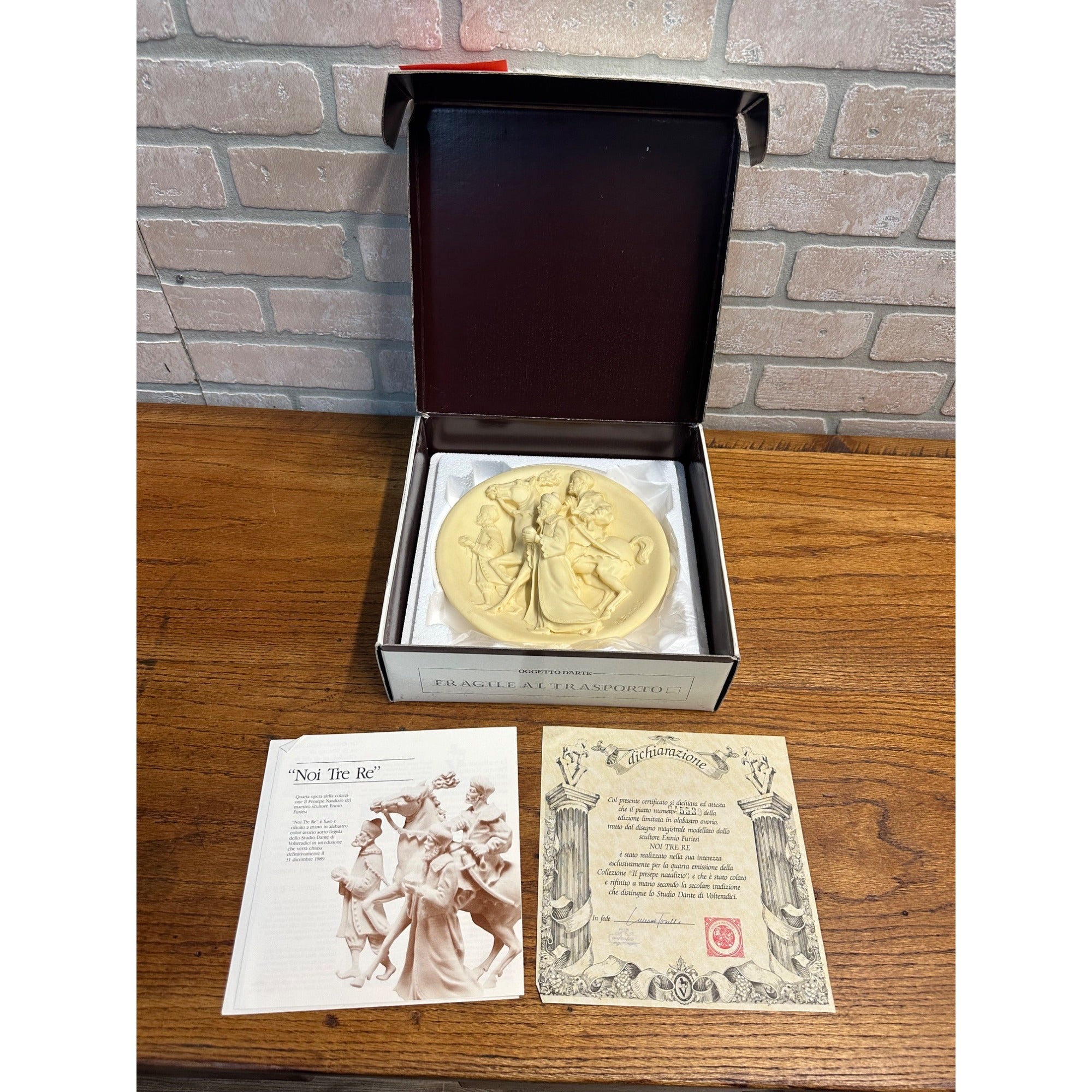 Studio Dante di Volteradici NOI TRE RE Ennio Furiesi Kings 3D Alabaster Plate