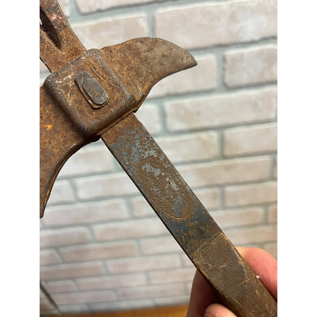 Vintage Bridgeport Hardware No.121 Crate Hammer Hatchet Tool Wood Handle