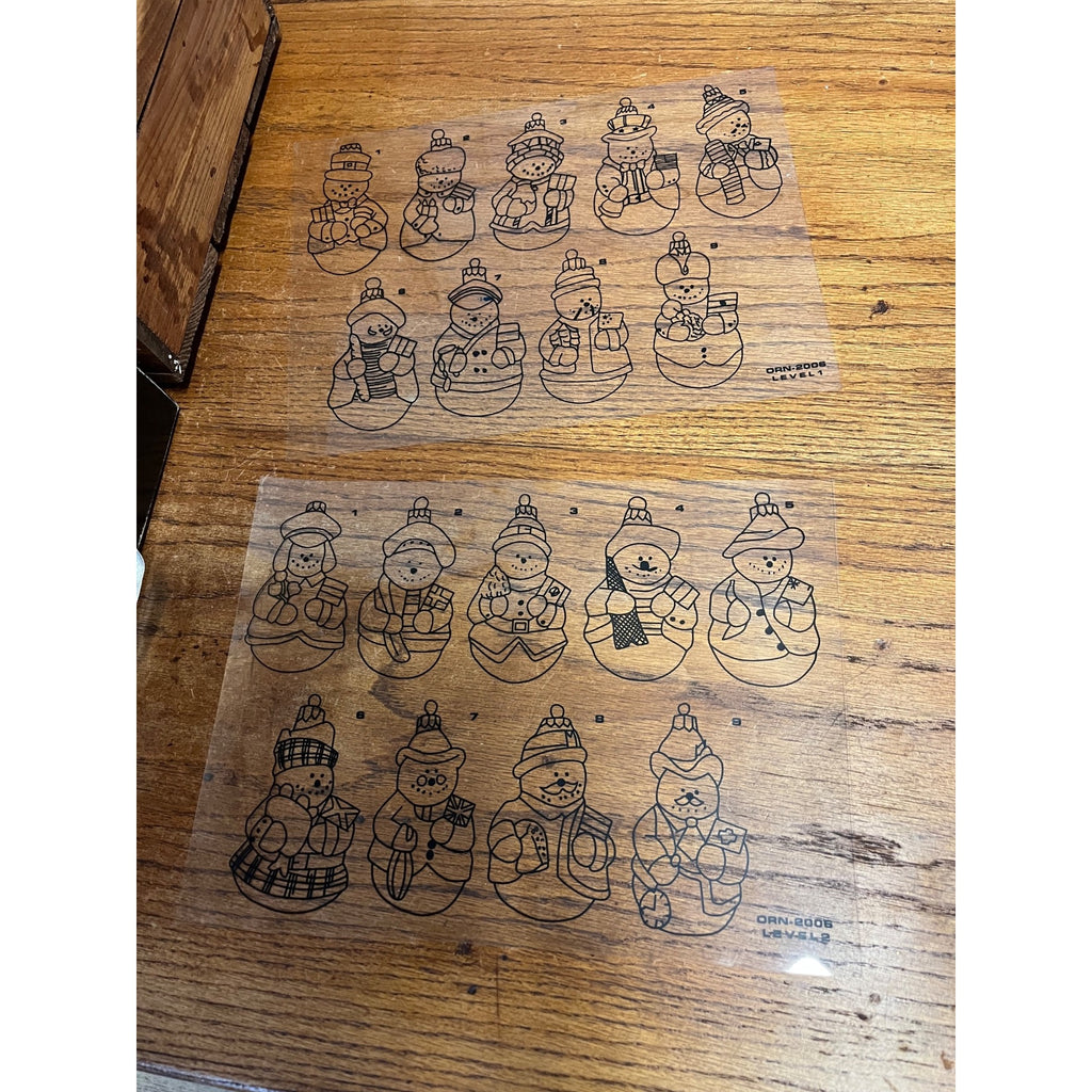 Vintage Thomas Pacconi Classics Wooden Crate With 17 International Glass Snowman Christmas Ornaments 2003