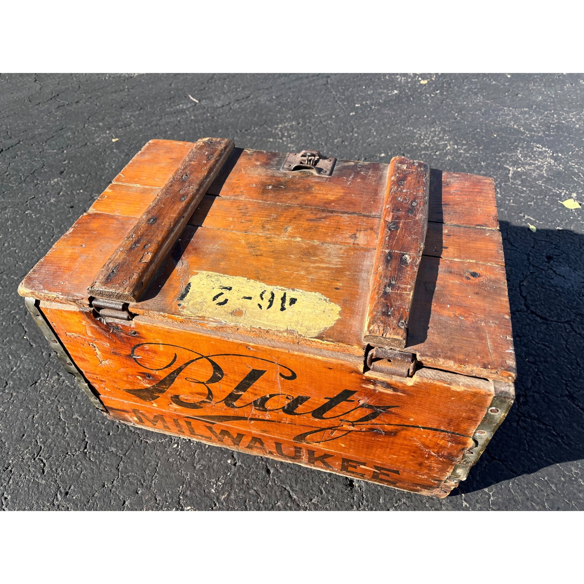 Vintage Blatz Beer Lidded Wooden Crate Case Box Milwaukee Wis