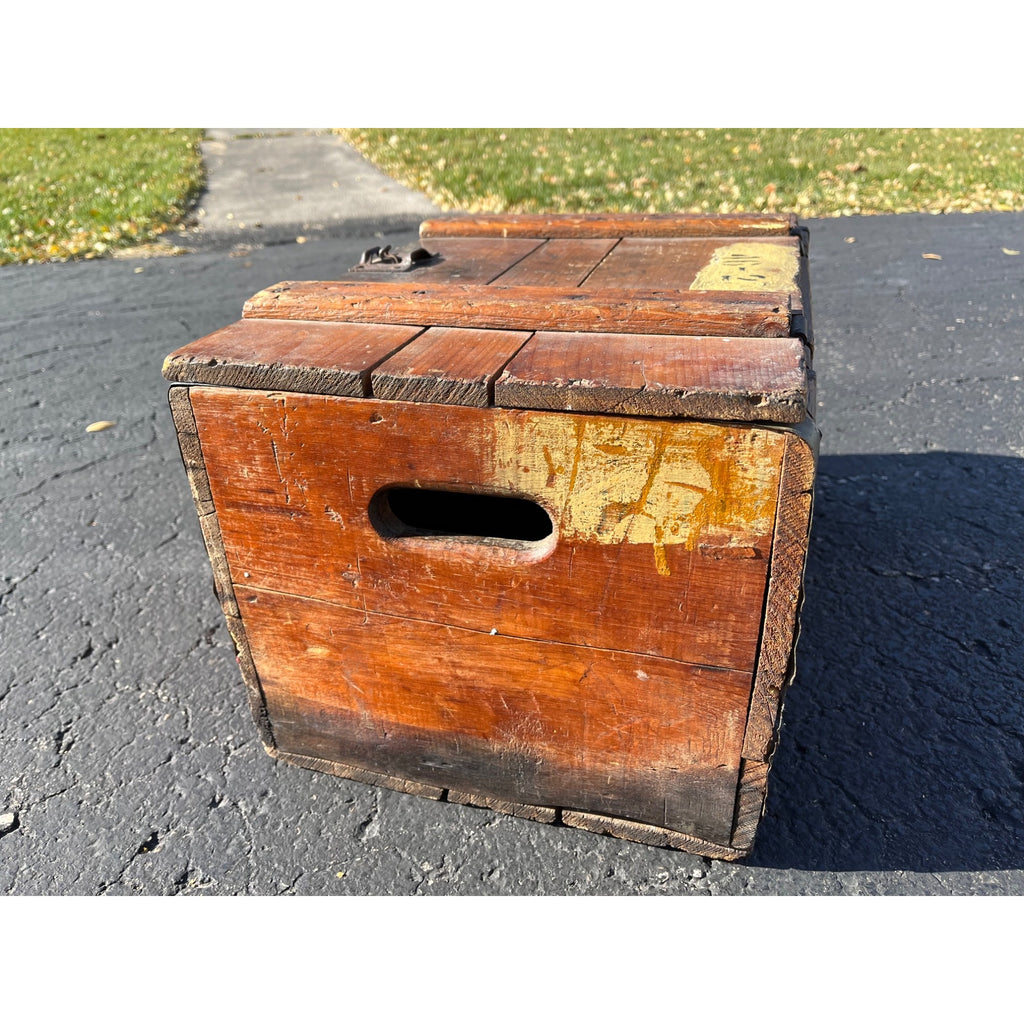 Vintage Blatz Beer Lidded Wooden Crate Case Box Milwaukee Wis