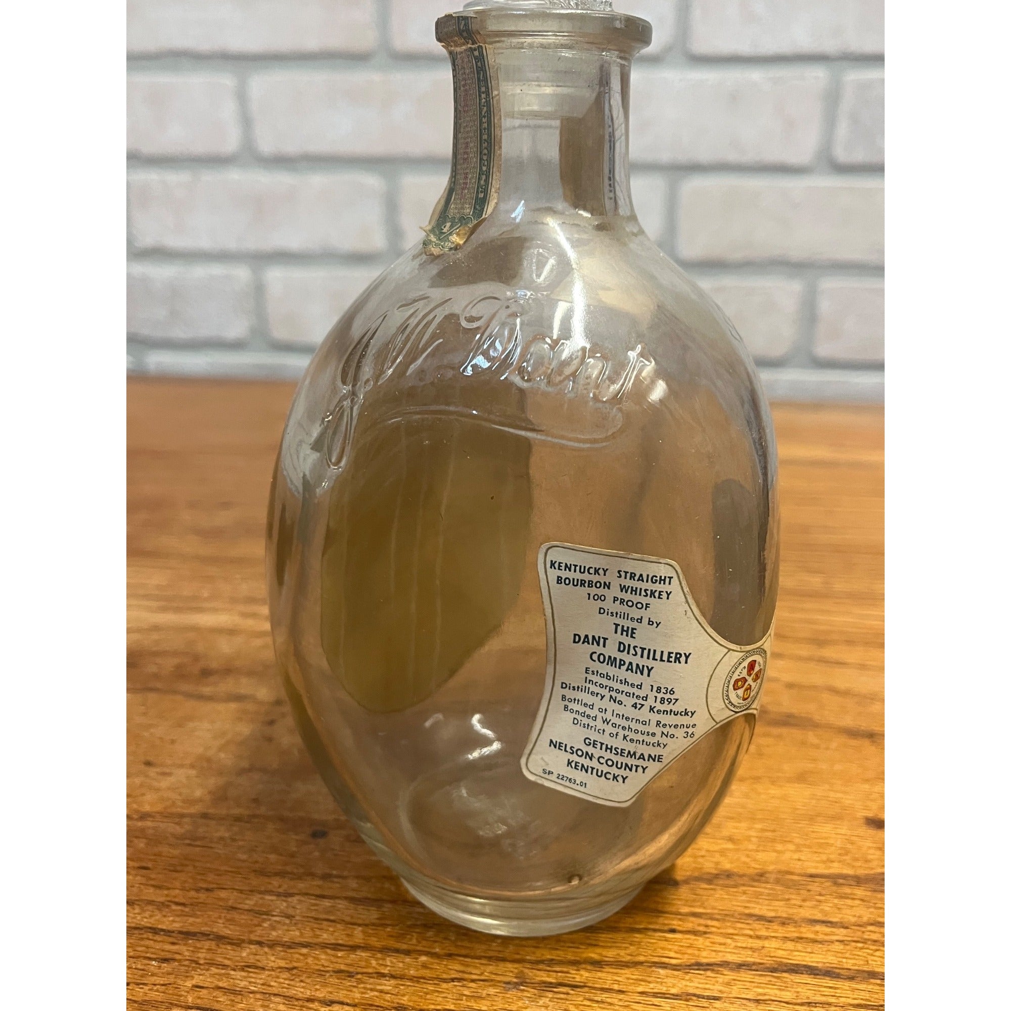 Vintage Empty J.W. Dant Distillery Genuine Sour Mash Kentucky Bourbon Whiskey Bottle With Curved Handhold Kentucky