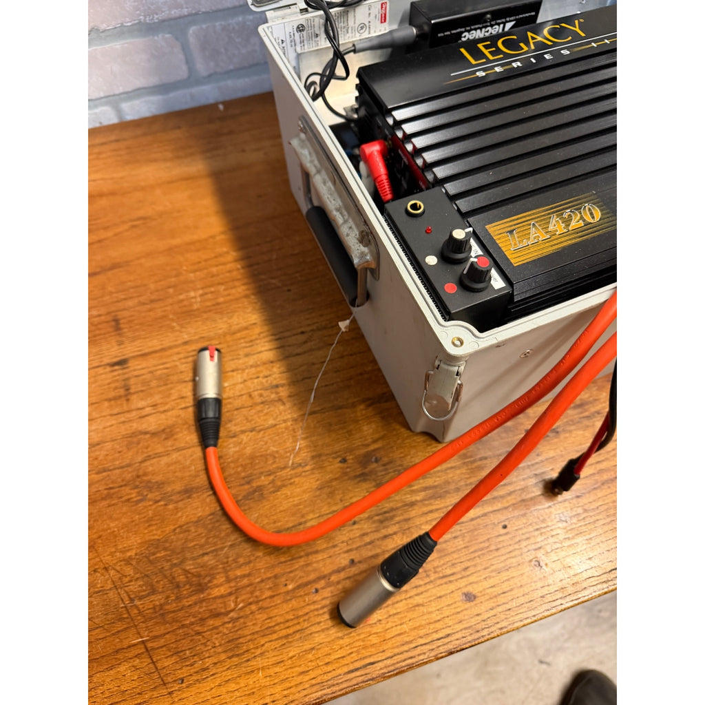 Legacy Series II LA420 2 Channel 600 Watt Old School Mosfet Amplifier System W. Case