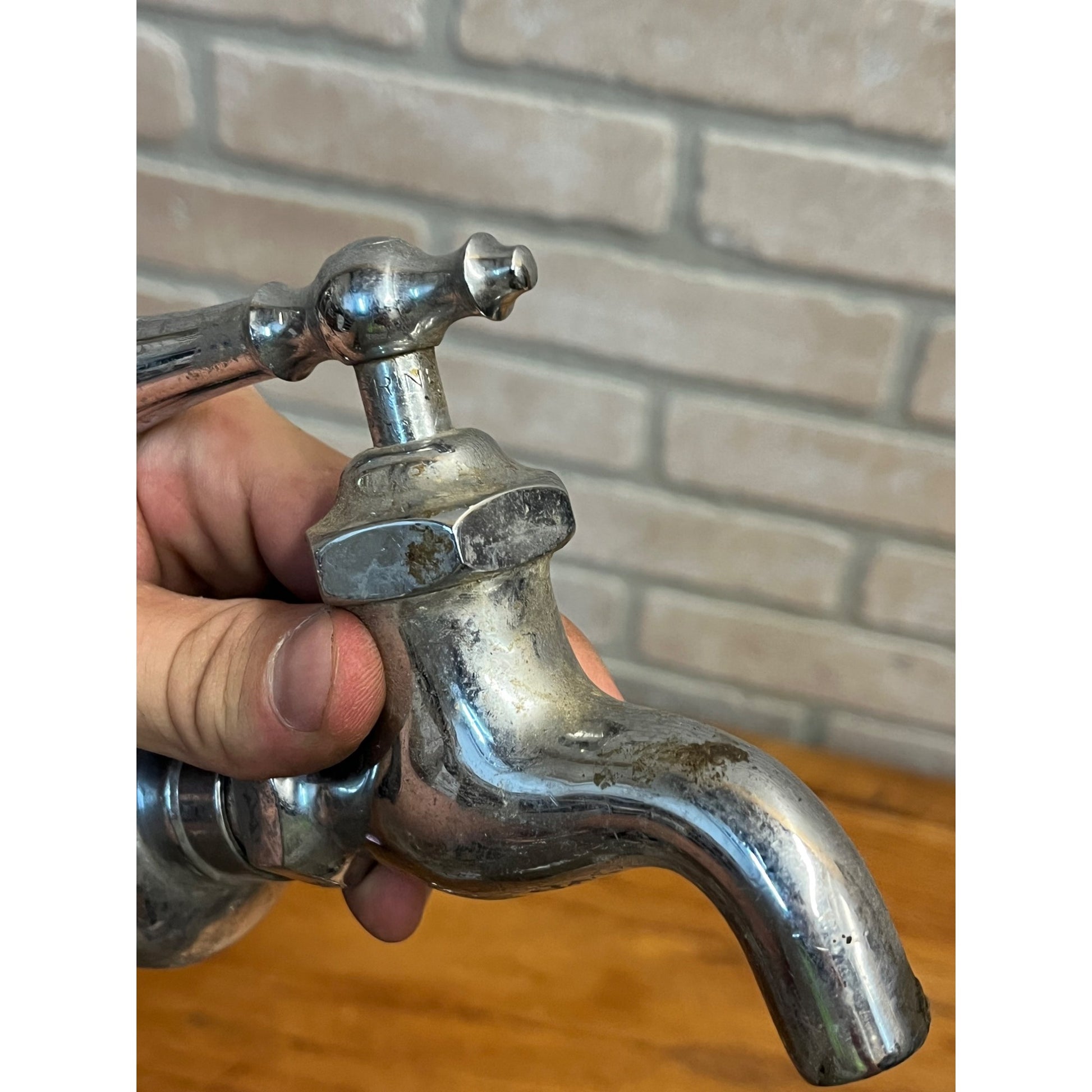 Vintage Hot Cold Bathroom Sink Tub Faucet Spouts Brass Set Pair Parts Wolverine