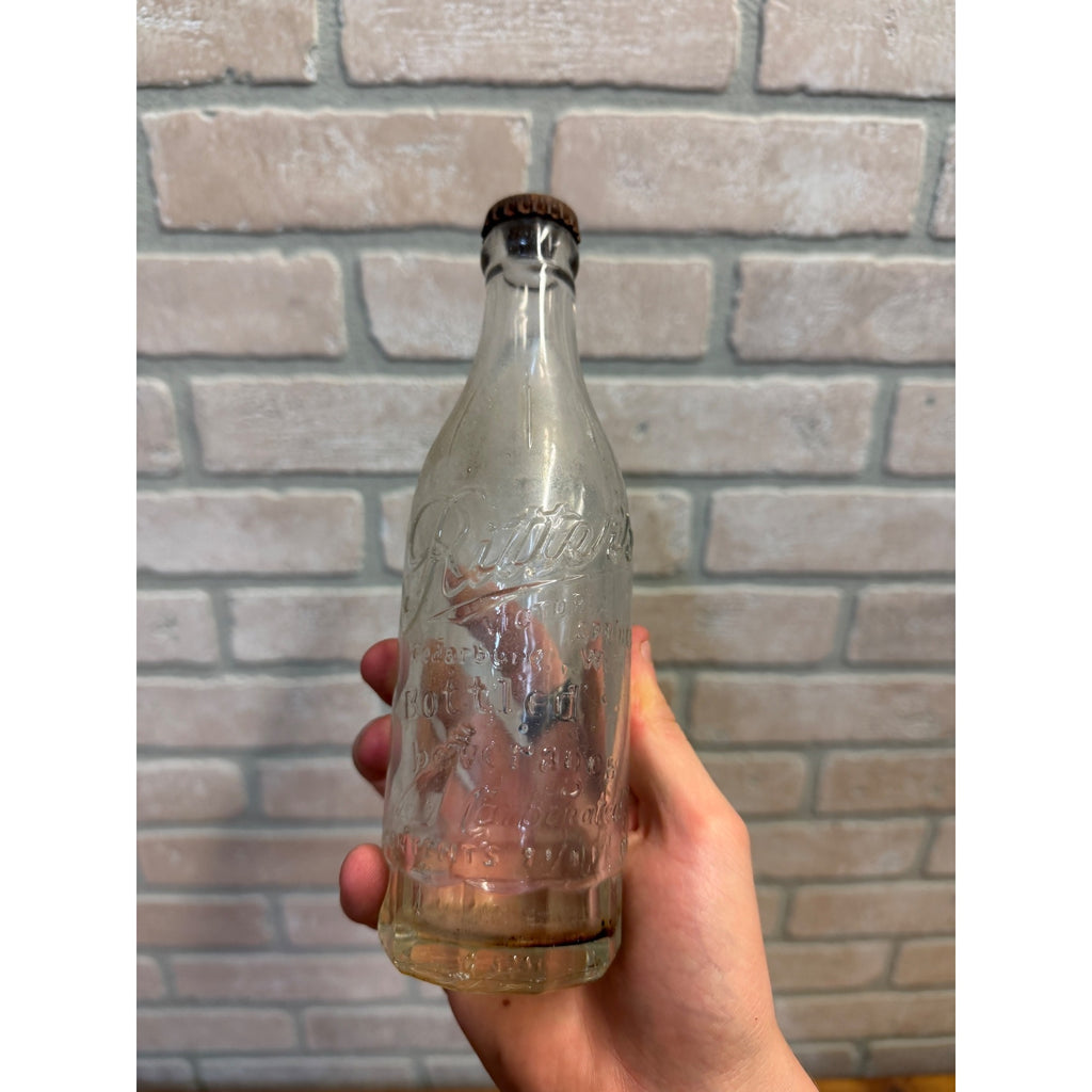 1920s Ritters Cedarburg Wis Spring Water Embossed Bottle W/ Cap