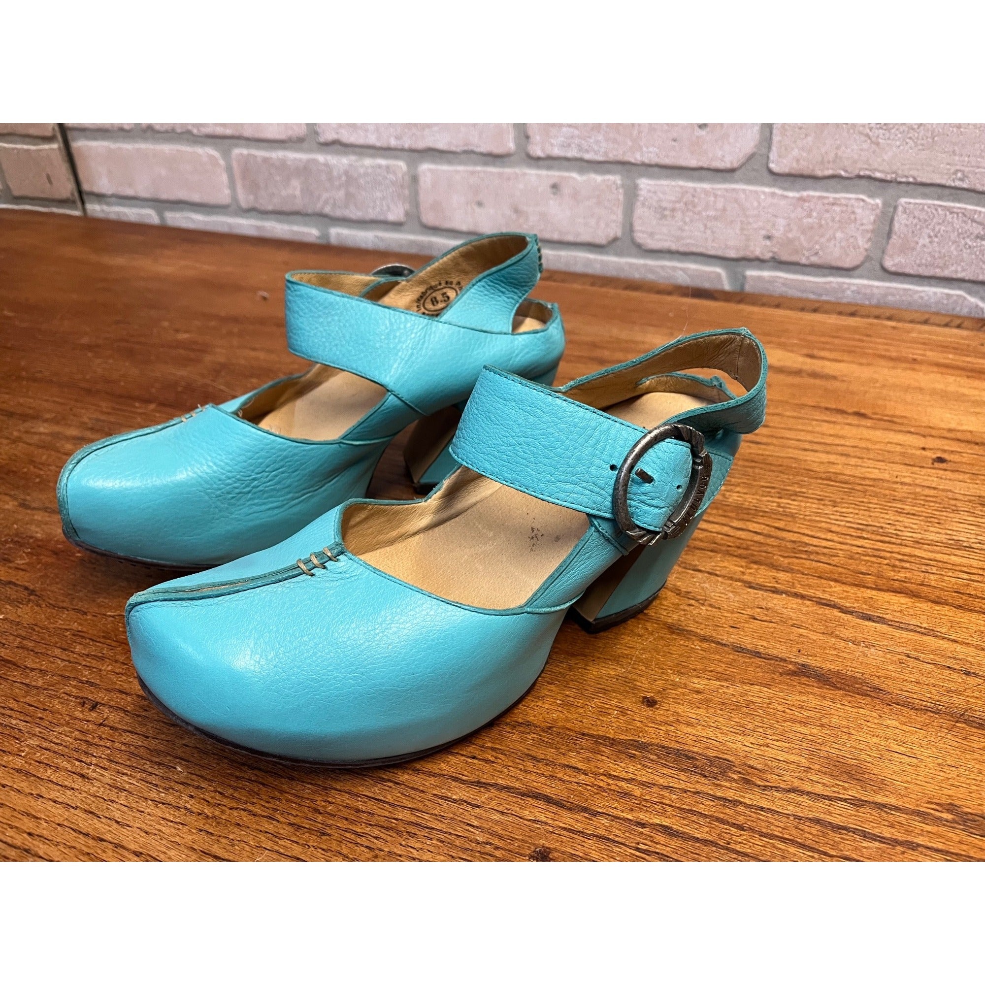 JOHN FLUEVOG Turquoise PREPARE Platform Mary Jane Heels Shoes Size 8-1/2 -- 8.5