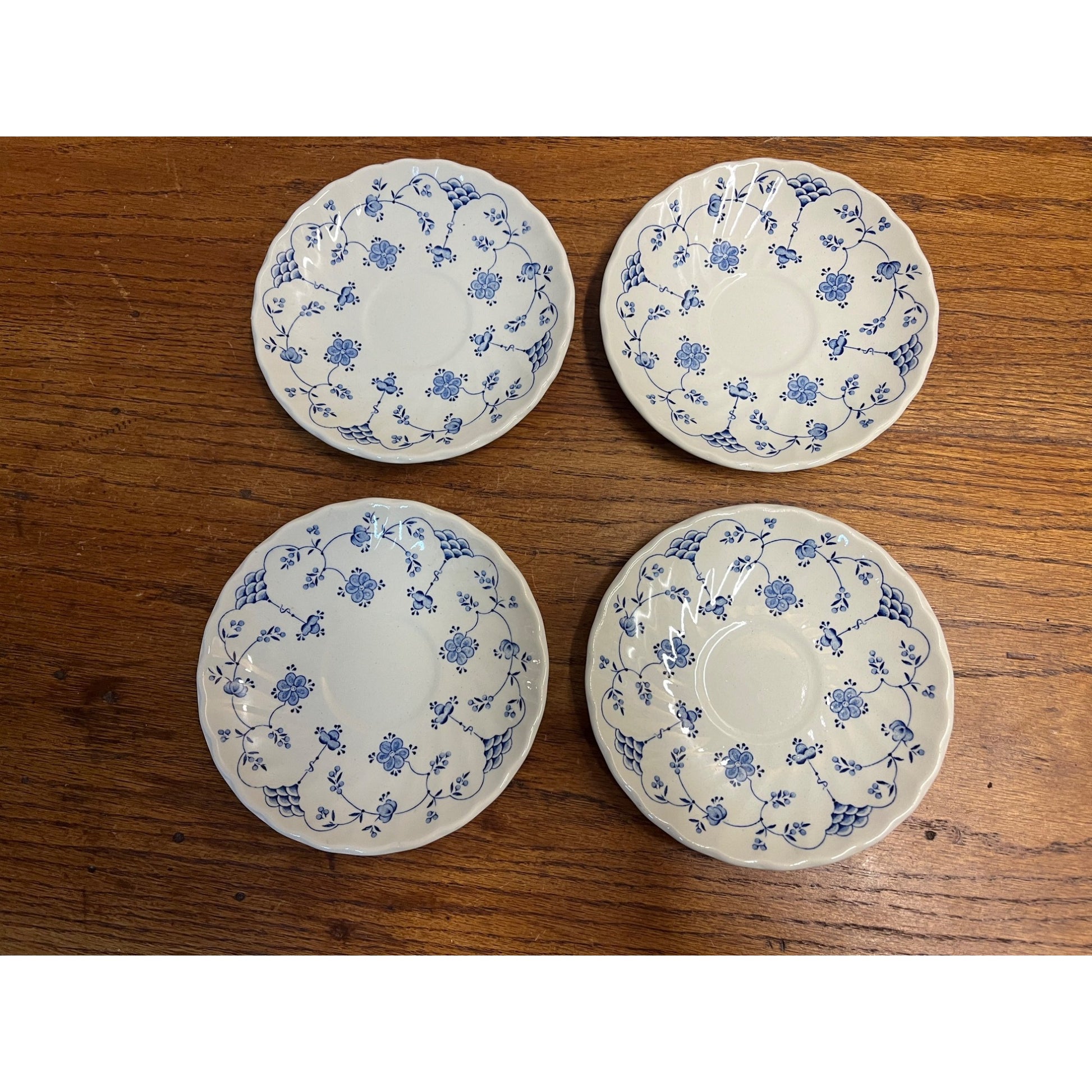 (4) Vintage Myott Finlandia Tea Cup Saucers Staffordshire Ware Blue White Meakin