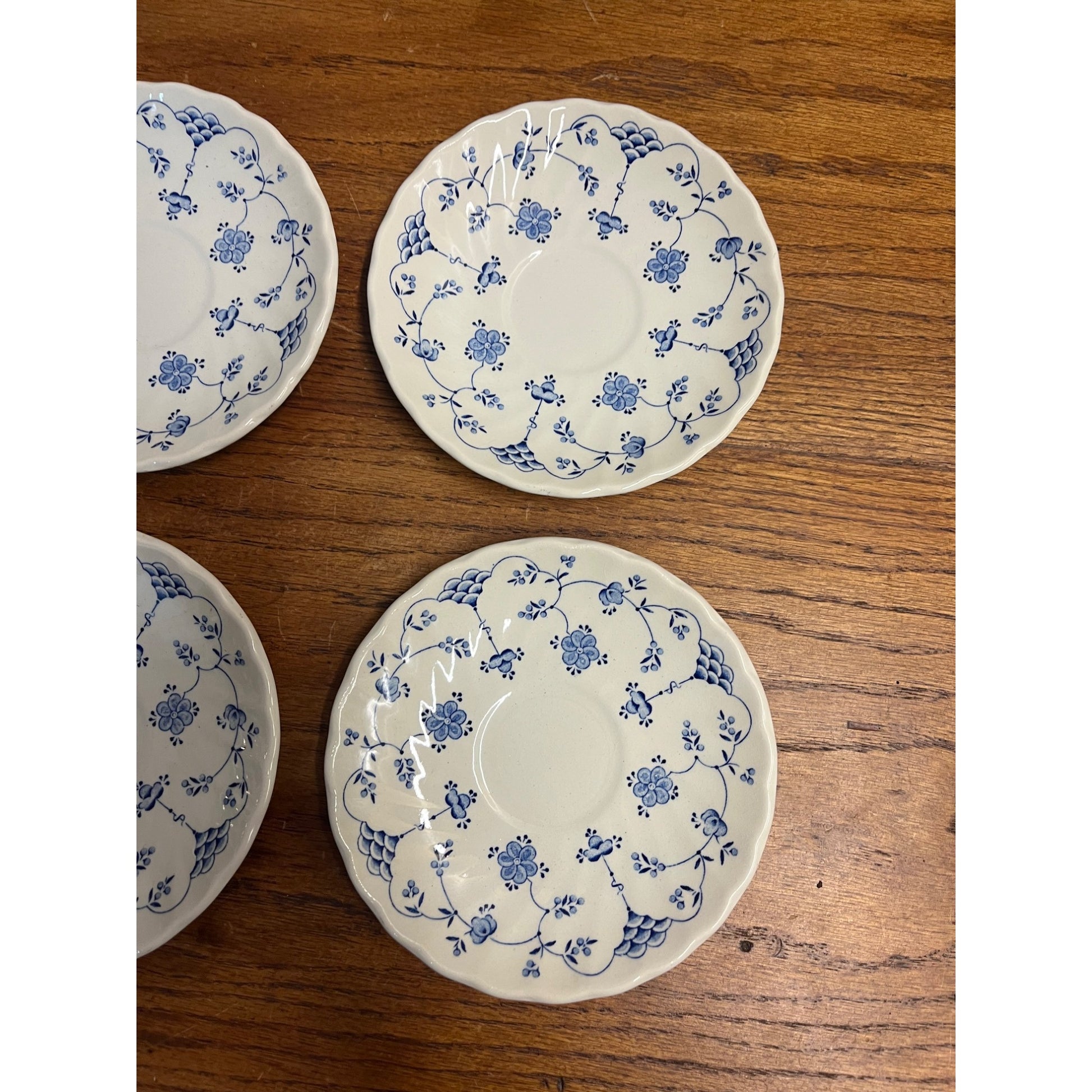 (4) Vintage Myott Finlandia Tea Cup Saucers Staffordshire Ware Blue White Meakin