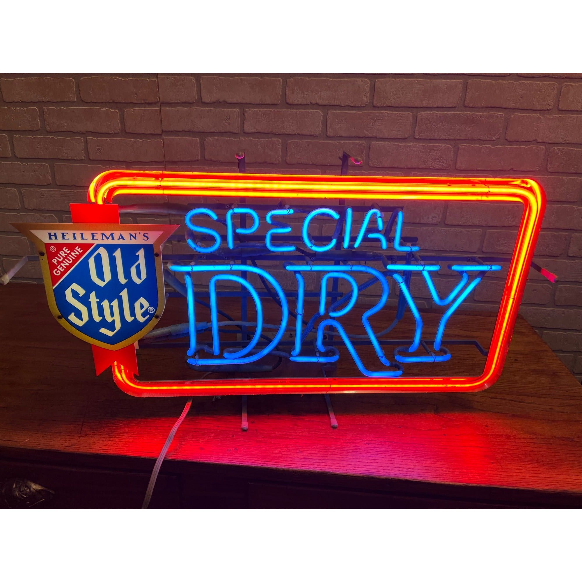 Vintage 1980s Heileman's Old Style Special Dry Beer Lighted Bar Neon Sign