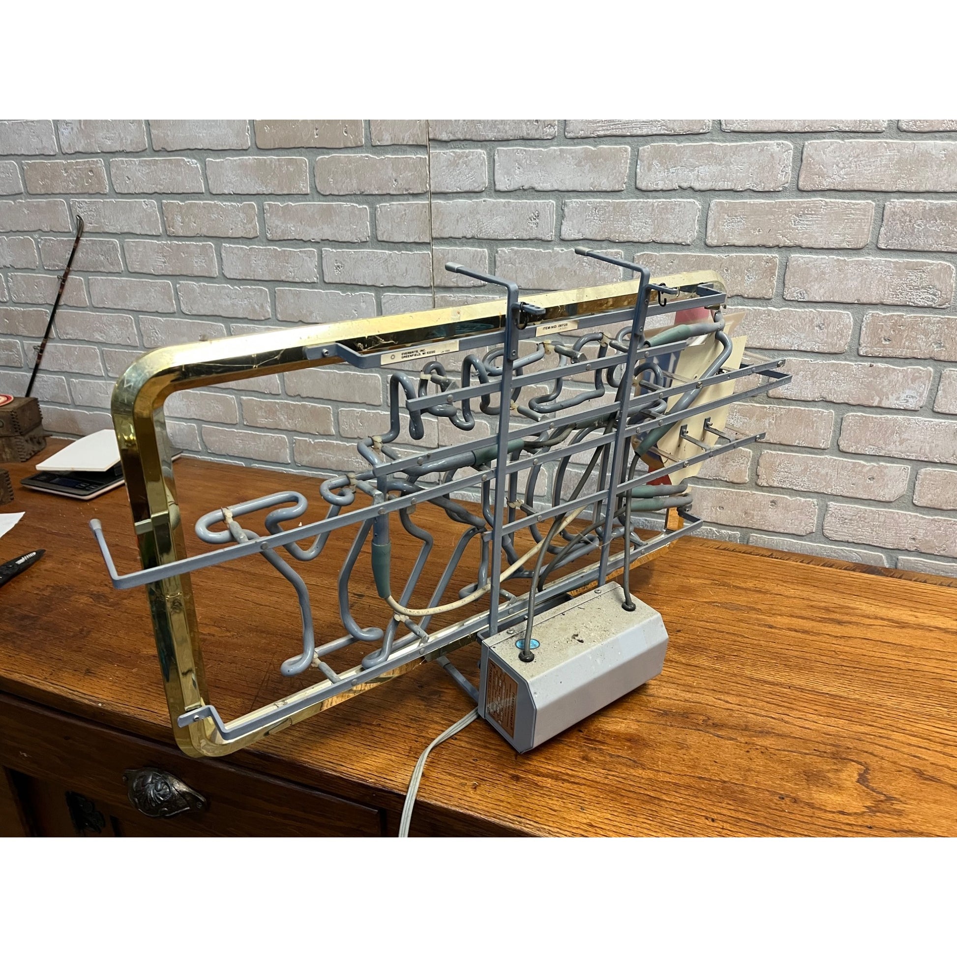 Vintage 1980s Heileman's Old Style Special Dry Beer Lighted Bar Neon Sign