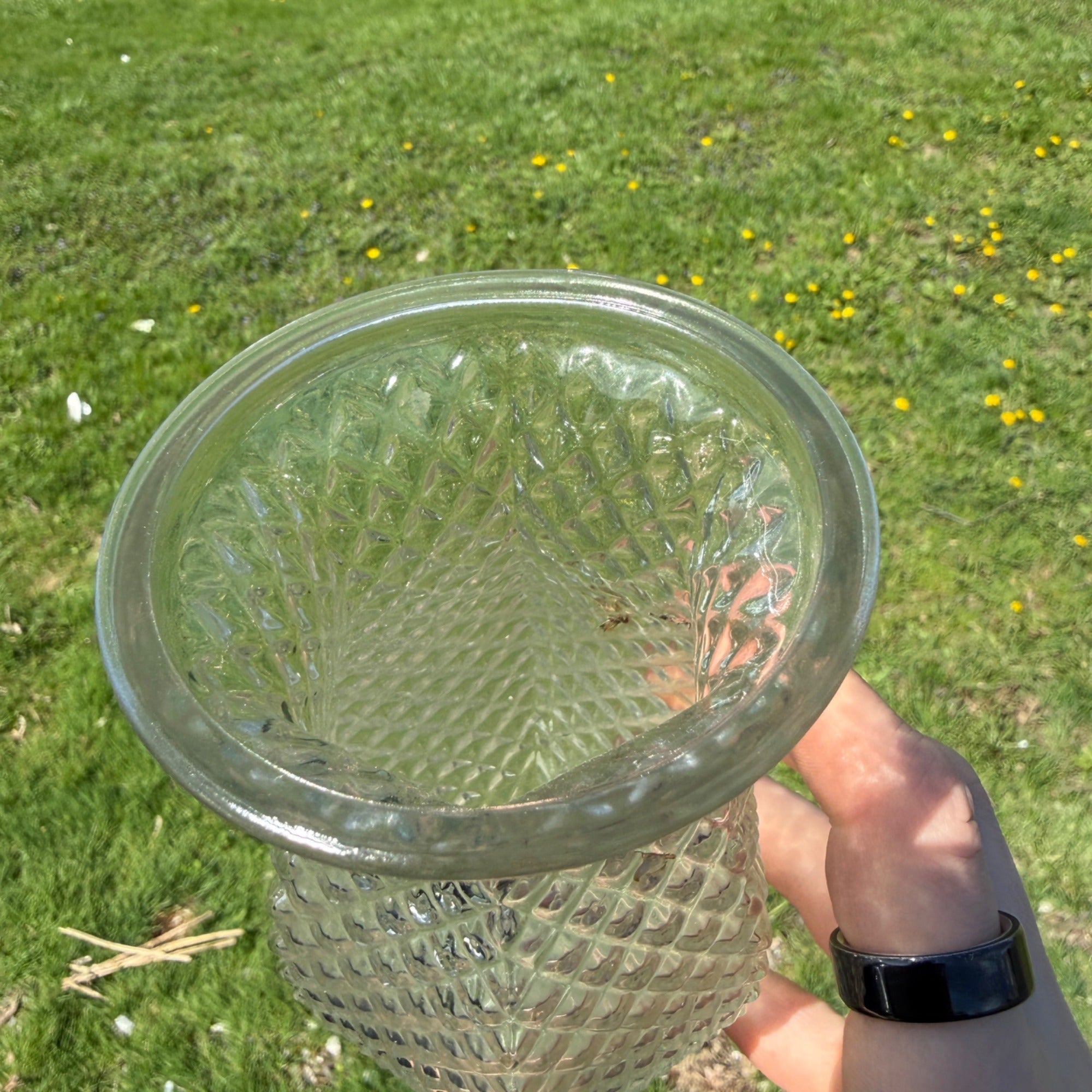 Vintage Hoosier Glass Diamond Cut Vase 5.5inch Tall #4071