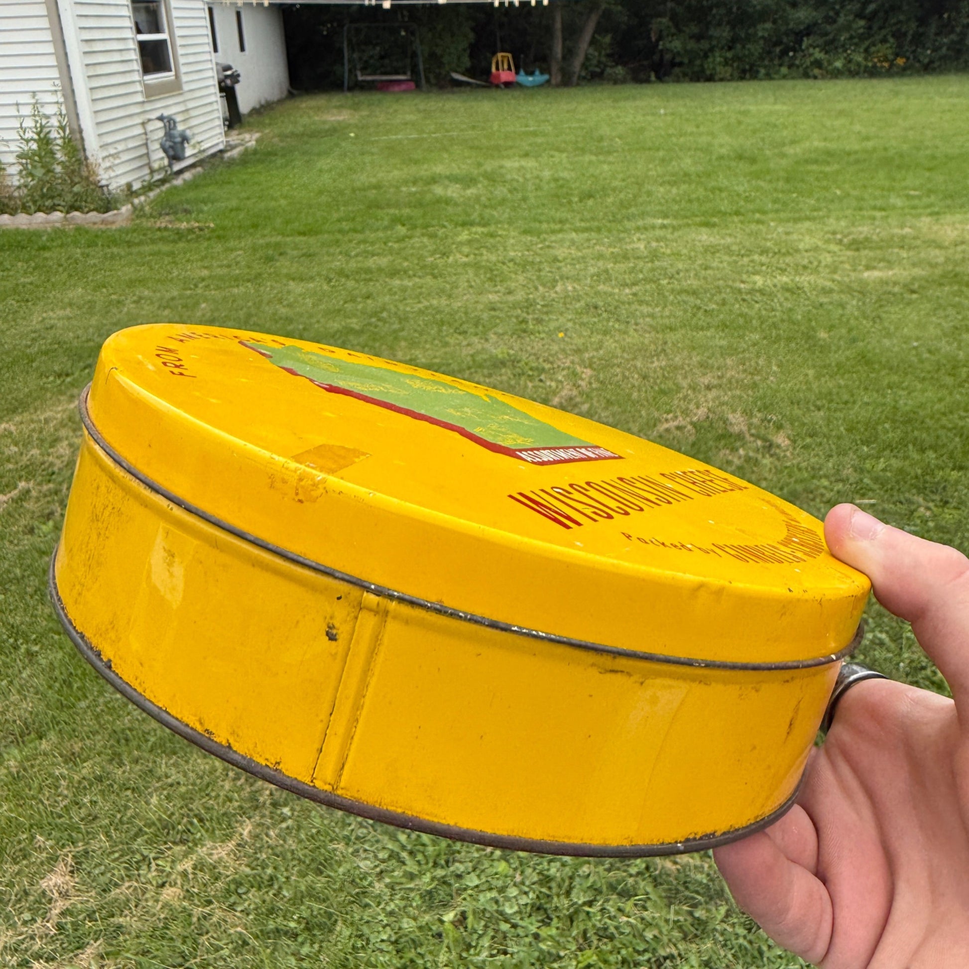 Vintage Wisconsin Cheese Advertising Kitchen Tin Gimbels Milwaukee 8.5"