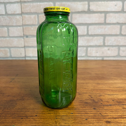 Vintage Anchor Hocking Green Glass 40 oz Water Juice Refrigerator Bottle w Lid