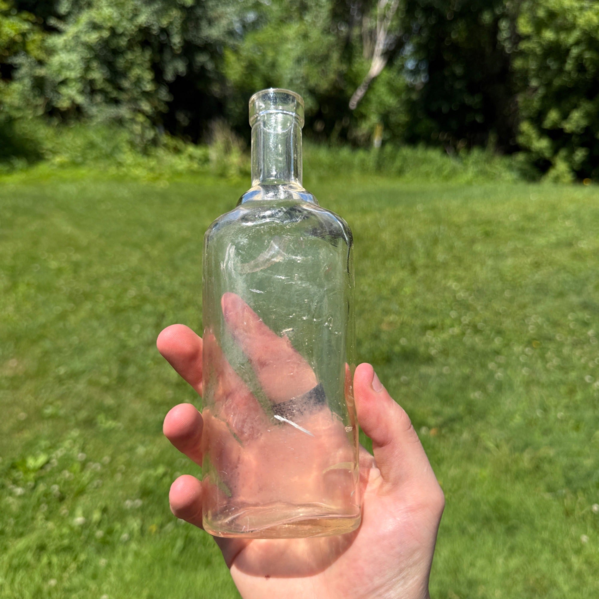 LA JOUVENCE DE L'ABBÉ SOURY Medicine Elixer Bottle Abbé Soury’s Youth 1900s