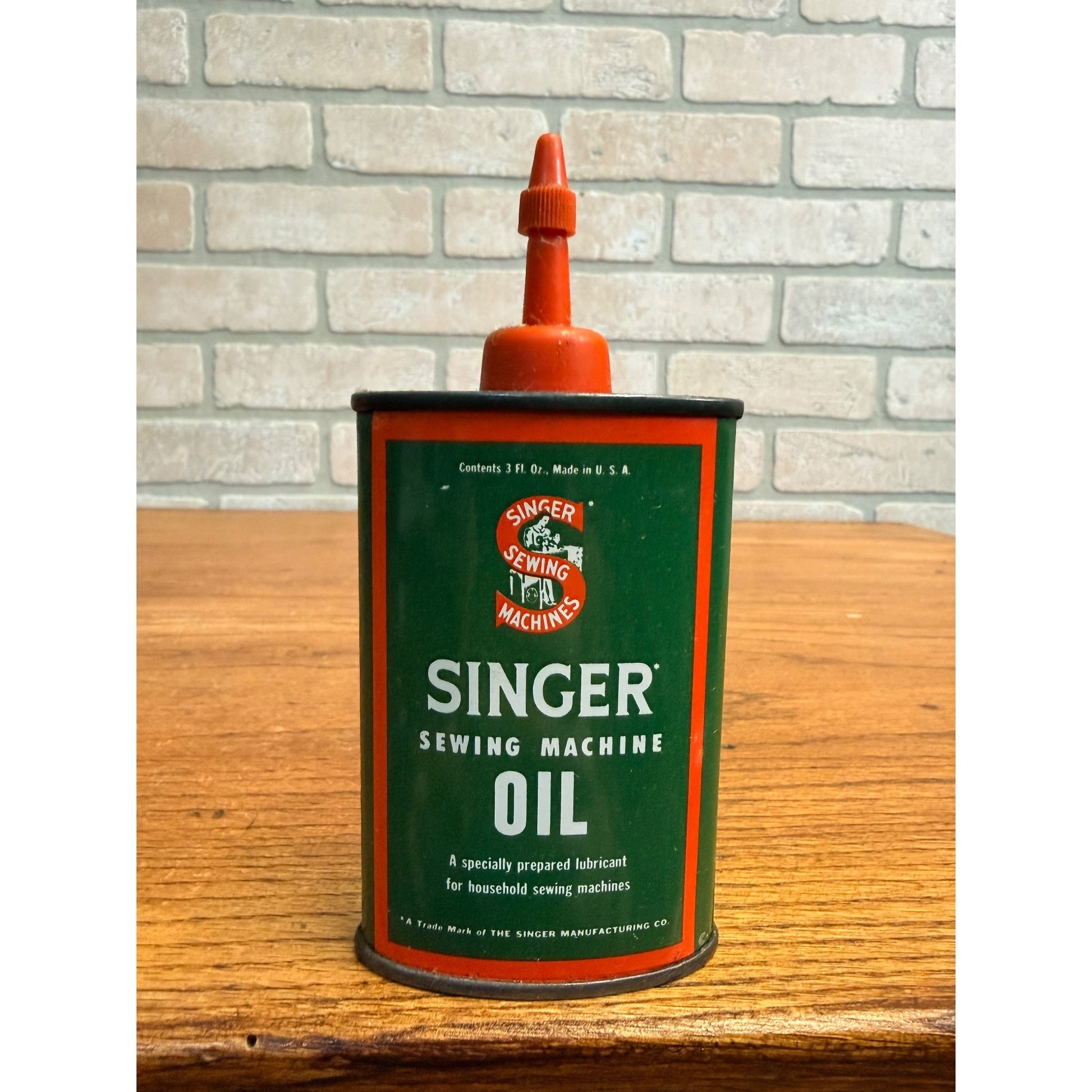 Vintage Singer Sewing Machine Hand Oiler Household Oil Can
