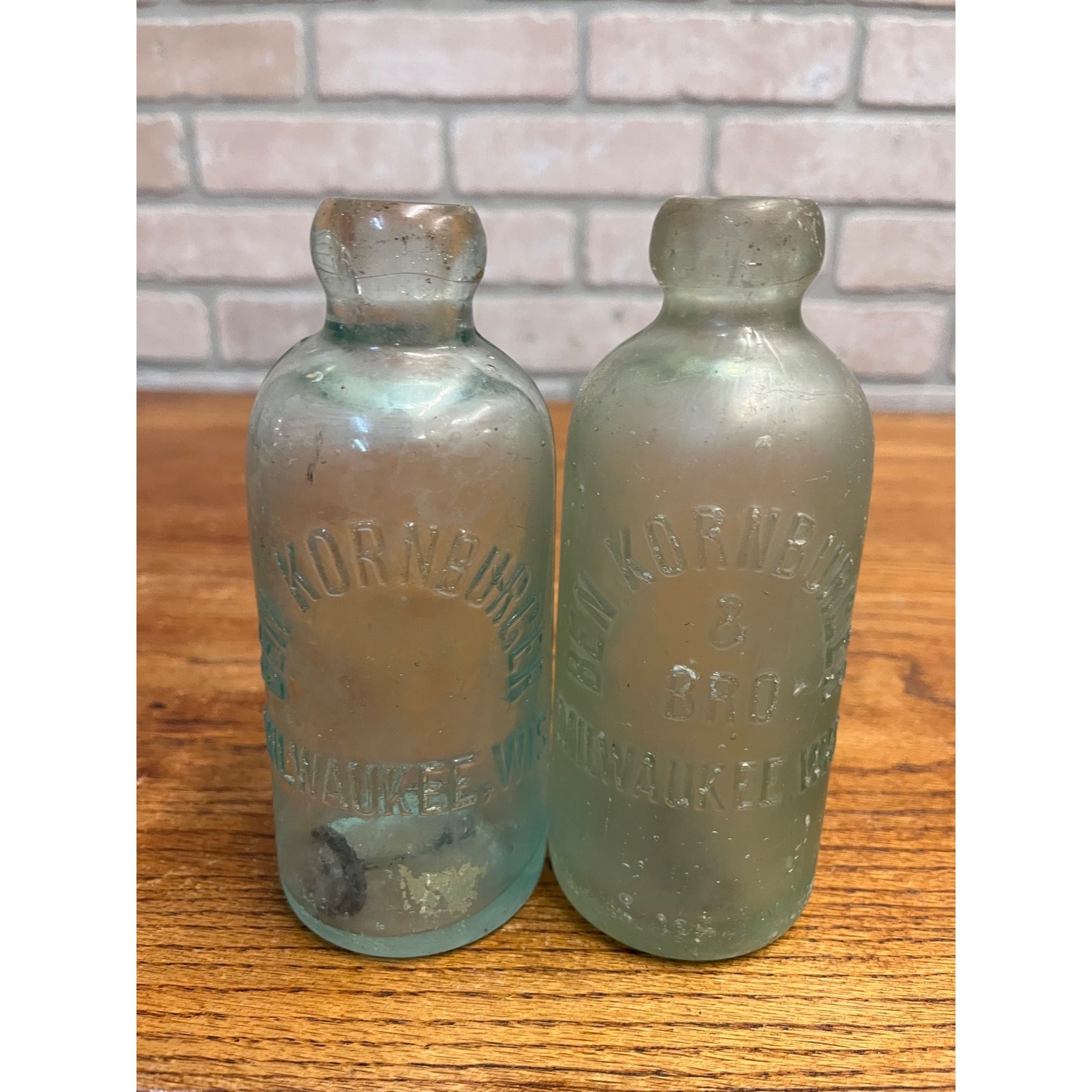 Ben Kornburger Milwaukee Wisconsin Blob Top Hutchinson Soda Bottles Lot (2)