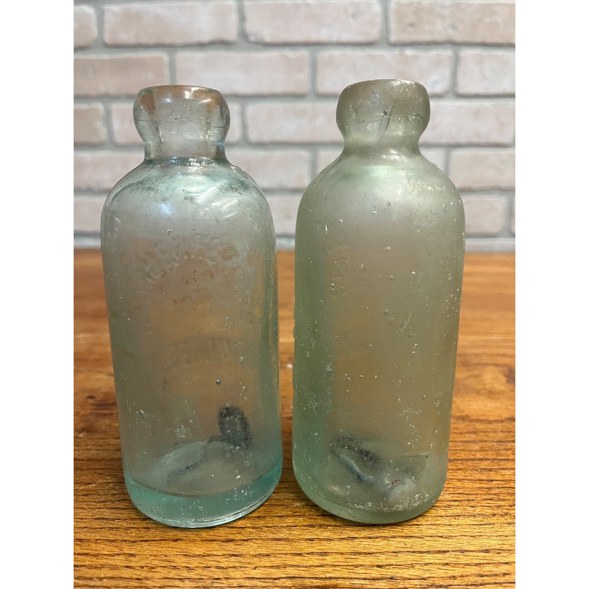 Ben Kornburger Milwaukee Wisconsin Blob Top Hutchinson Soda Bottles Lot (2)