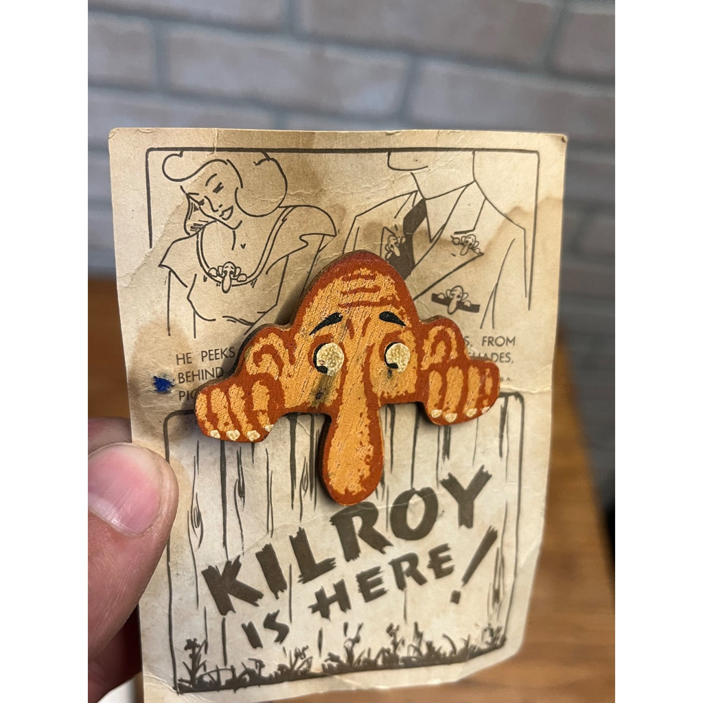 WWII Wooden Kilroy Was Here Pocket Peeper Peekie On Original Card WW2 Vintage