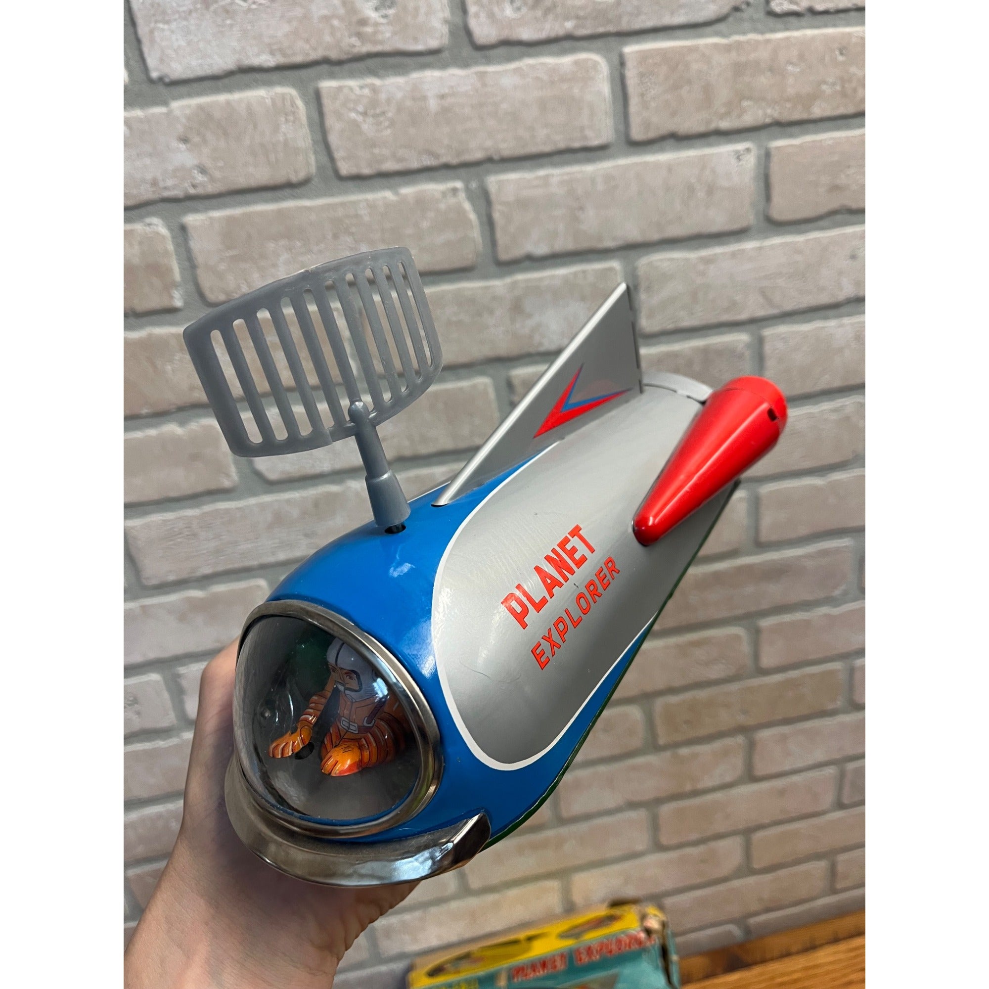 Masudaya MT Modern Toys Japan Tin Battery Op Planet Explorer Space Ship w/ Box